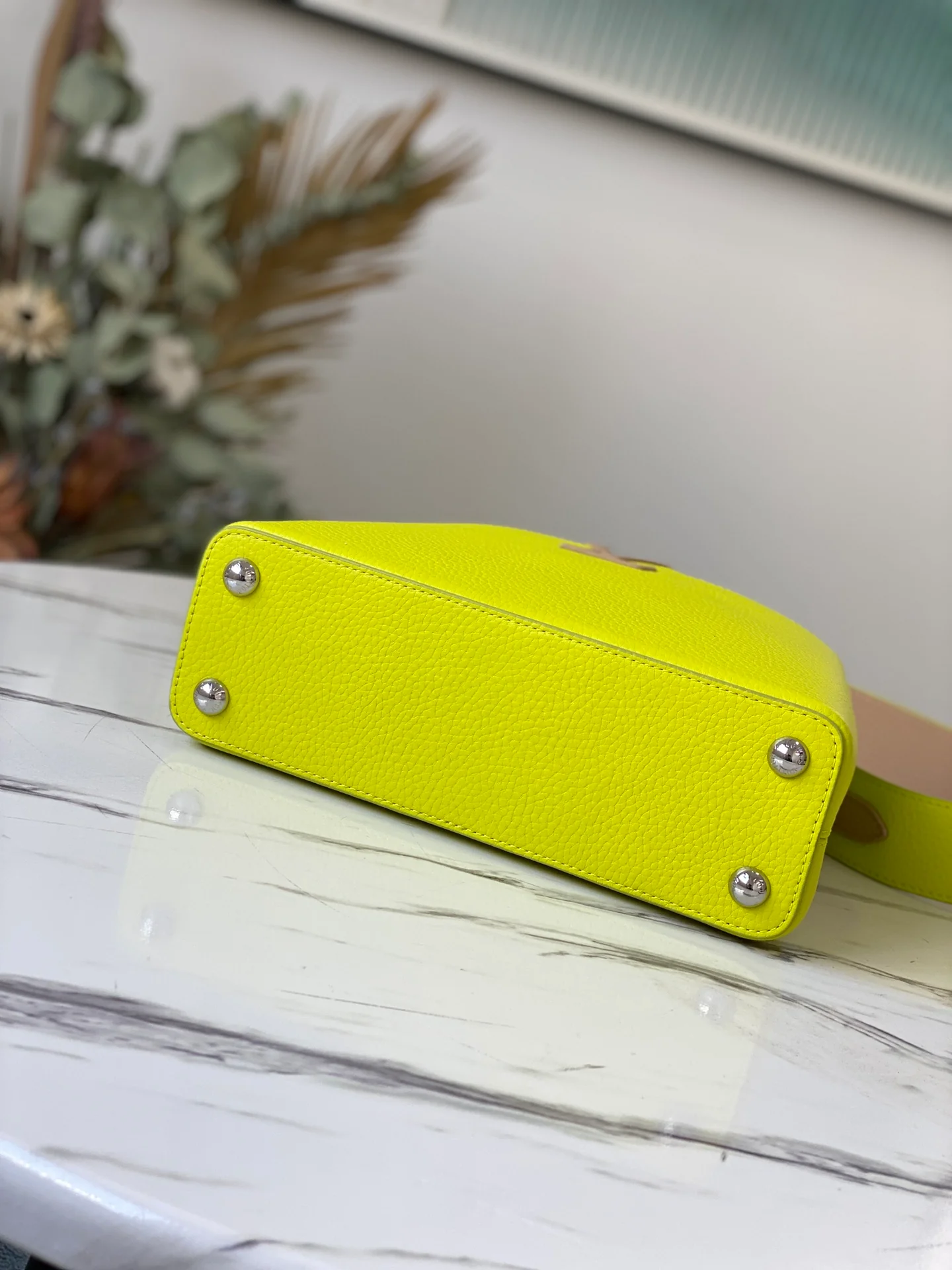 lv-m57521-capucines-small handbag