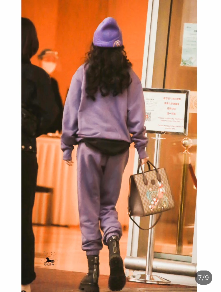 Маленькая сумка для покупок Gucci с изображением Дональда Дака