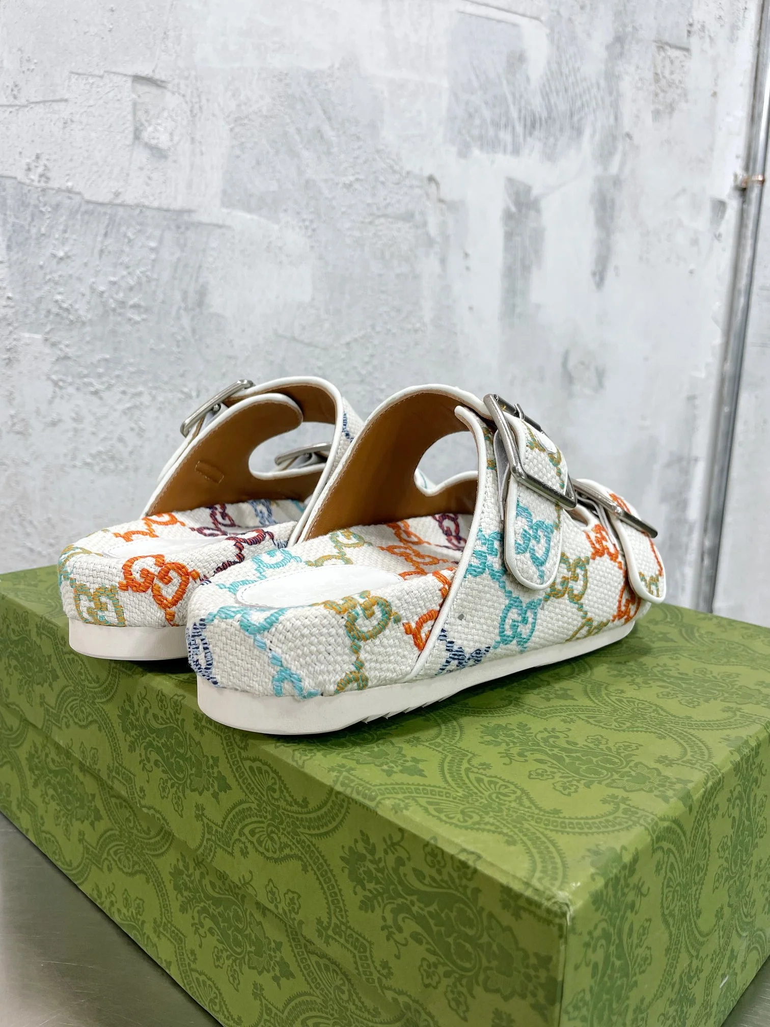 Биркенштоки Gucci