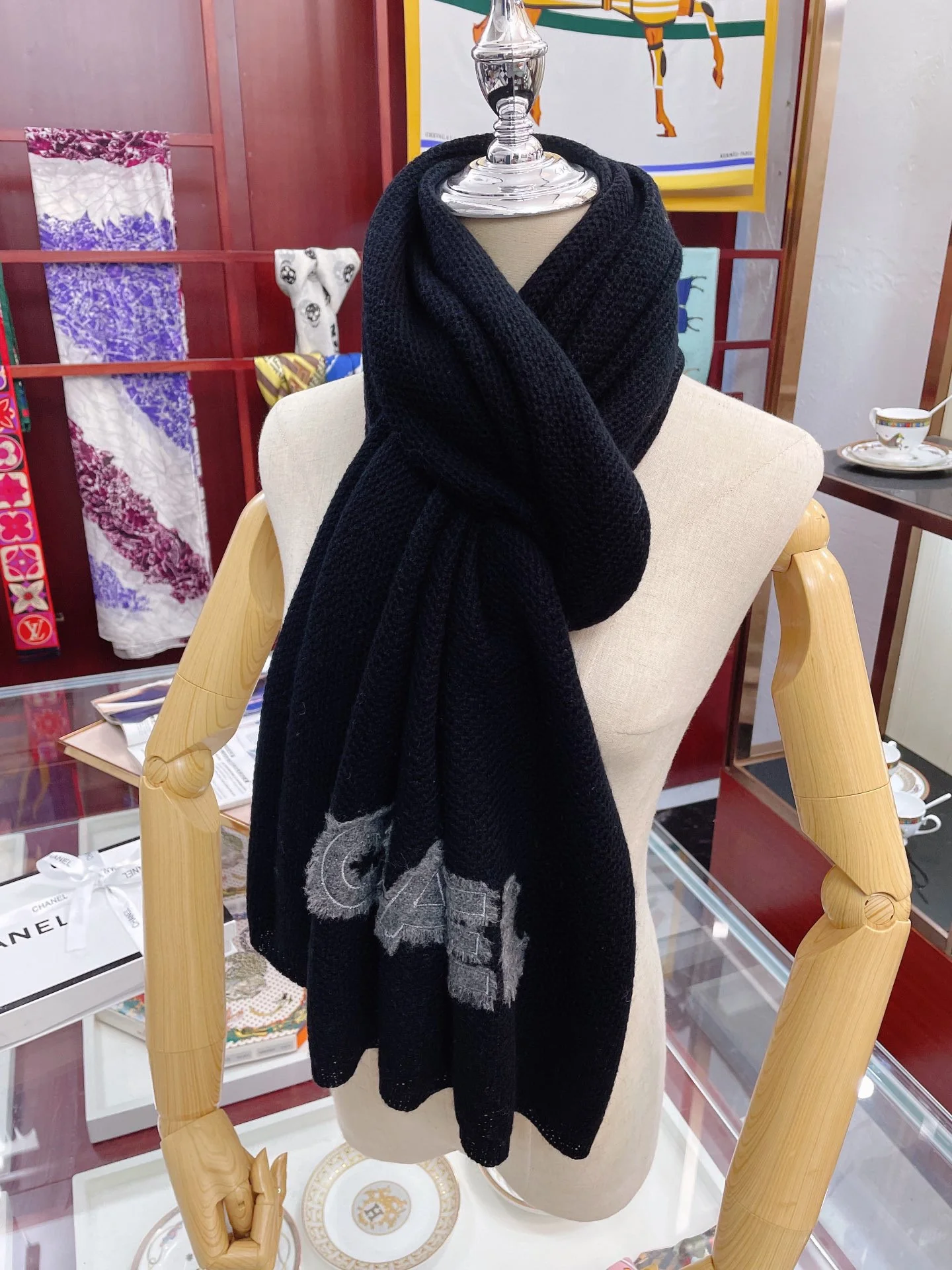 Кашемировый шарф Chanel