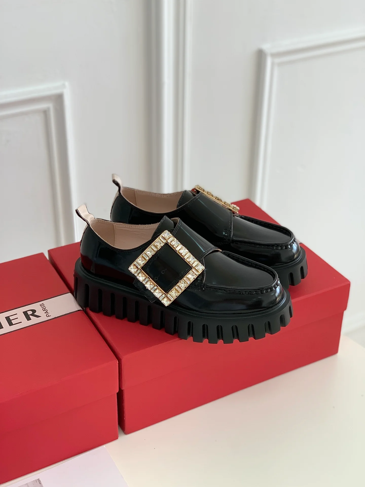 Официальный сайт RV21S, осенне-зимняя коллекция, лоферы-1