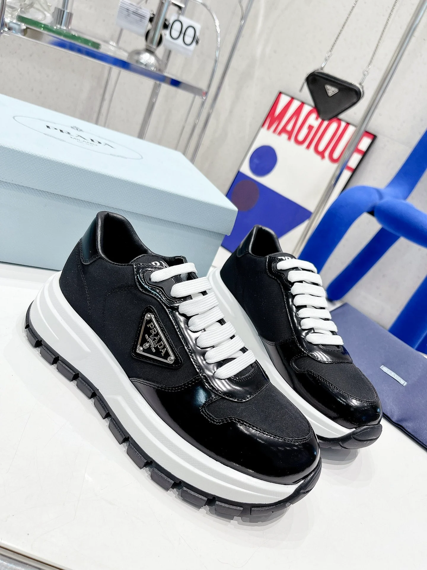 Prada - Черные повседневные кроссовки на платформе