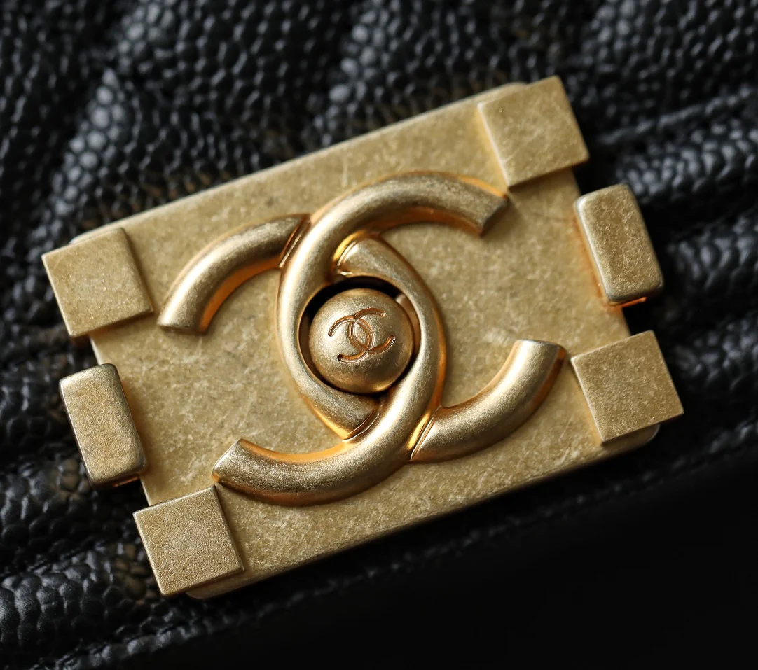 Chanel Le Boy Crystal Diamond Pattern Caviar - Medium - Black Gold