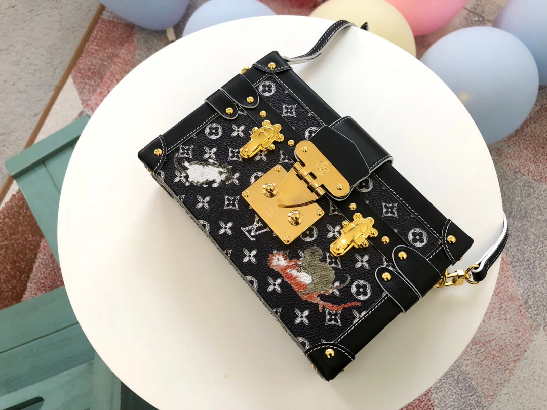 m44437-LV-2019 Коллекция ранней весны - маленькая сумка