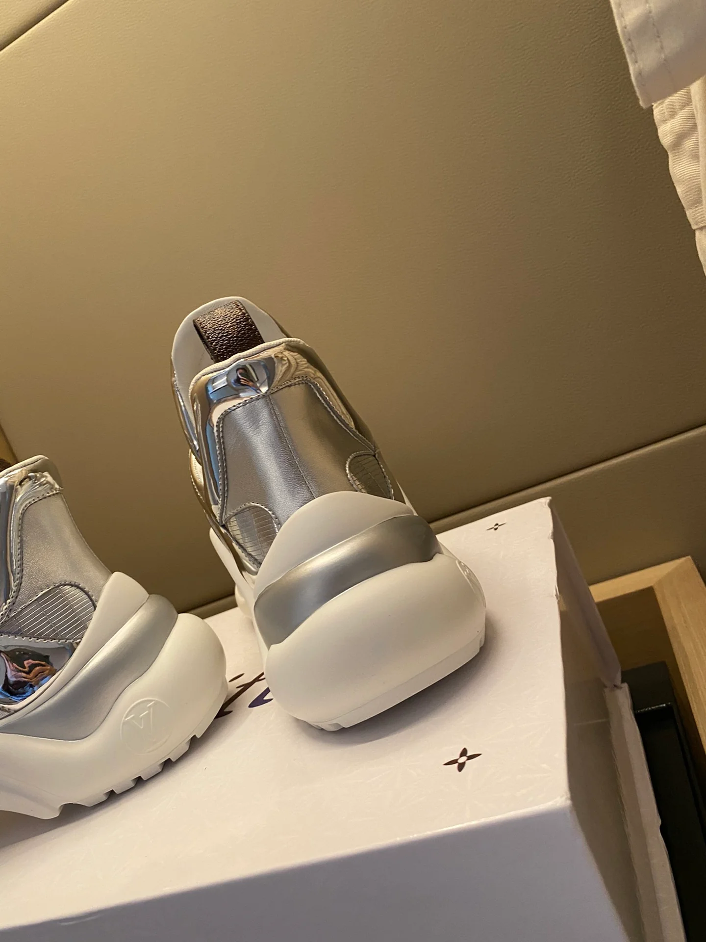 Обувь LV - LV - массивные кроссовки - 2