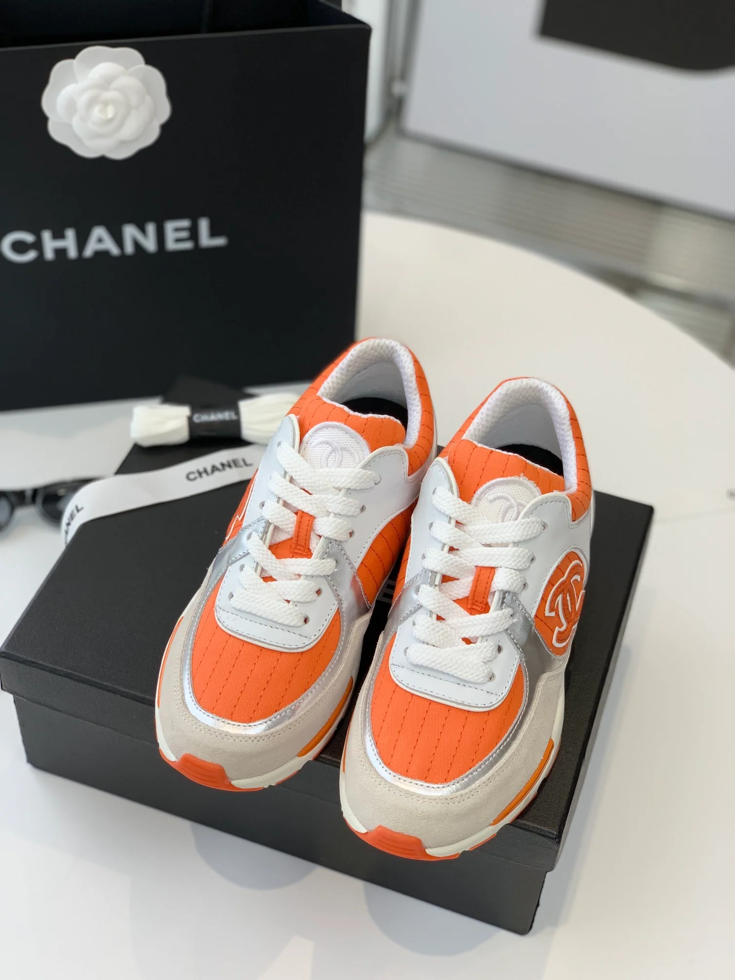 Chanel - Новые двухцветные кроссовки с двойным слоем ткани - Размеры 35-40