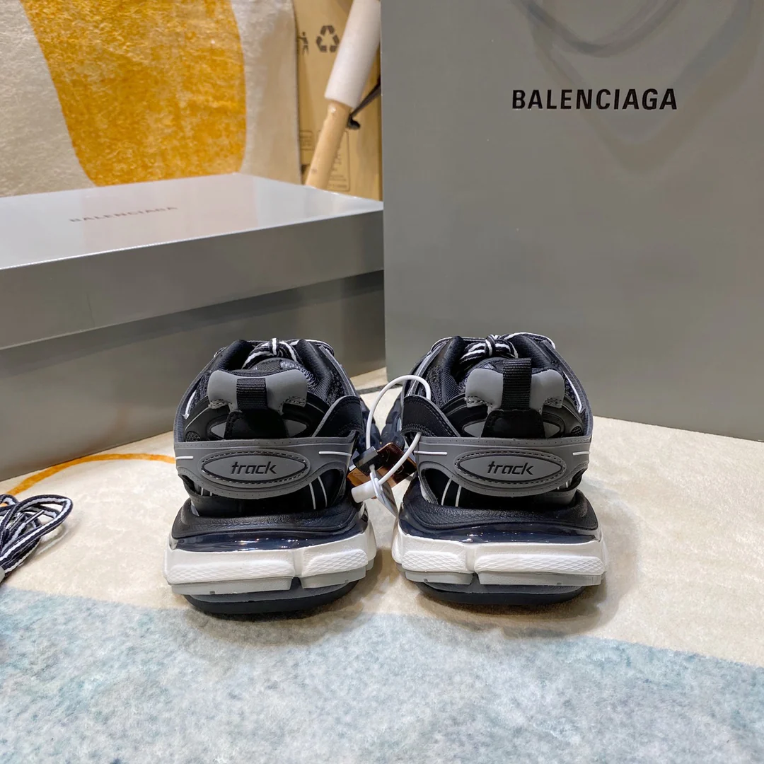Массивные кроссовки Balenciaga - унисекс - 1