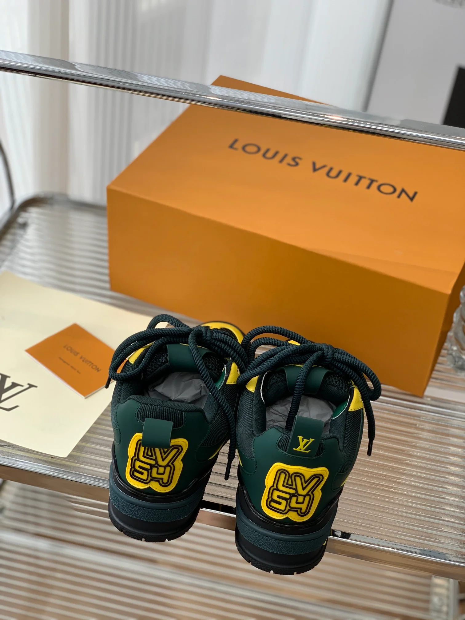 Новинка сезона осень/зима 2022 - кроссовки SK8 Puff - унисекс