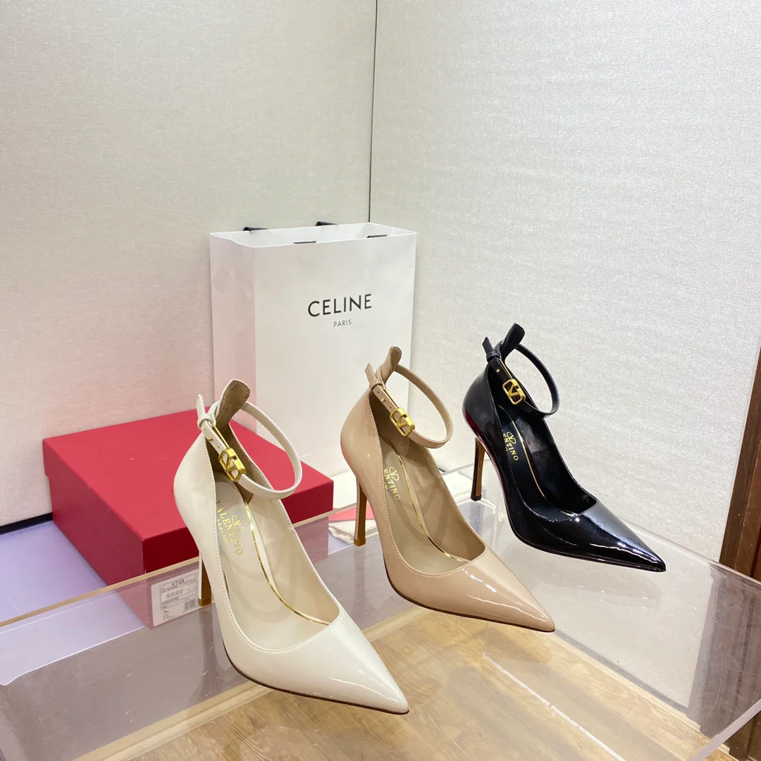 Туфли-лодочки Valentino с острым носком на шпильке - черные - 9 см