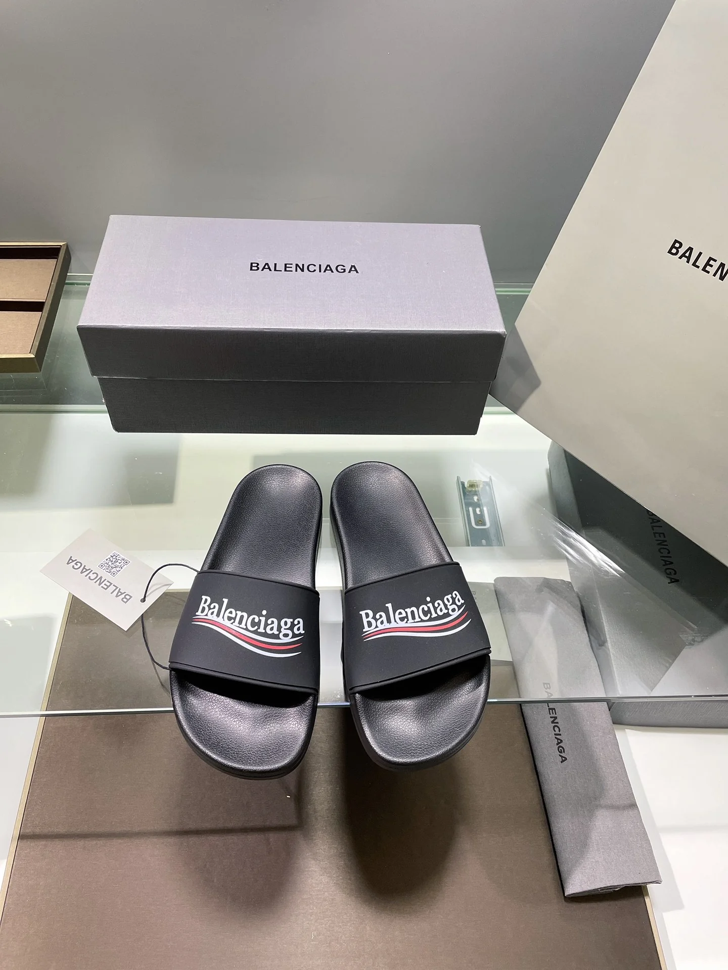 Balenciaga - Новая модель 2022 года - Тапочки с эффектом памяти и улучшенной упругостью - 3