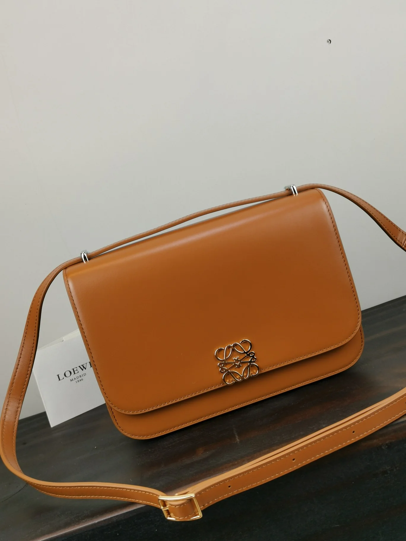 Серия Loewe Goya, большой размер 3