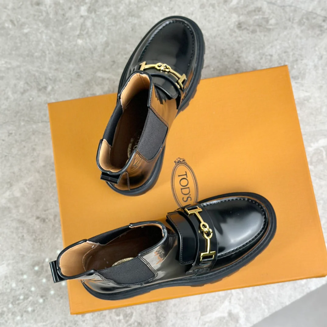 Tods - Новинка сезона осень/зима 2023 - Балетные туфли