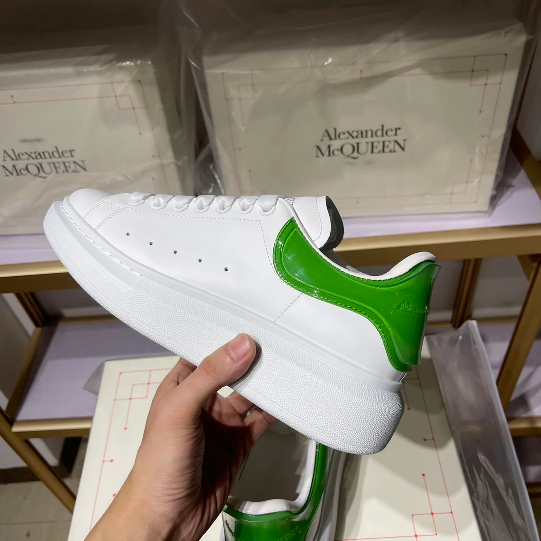 Классические белые кроссовки McQueen - унисекс - темно-зеленый резиновый каблук - премиум-издание