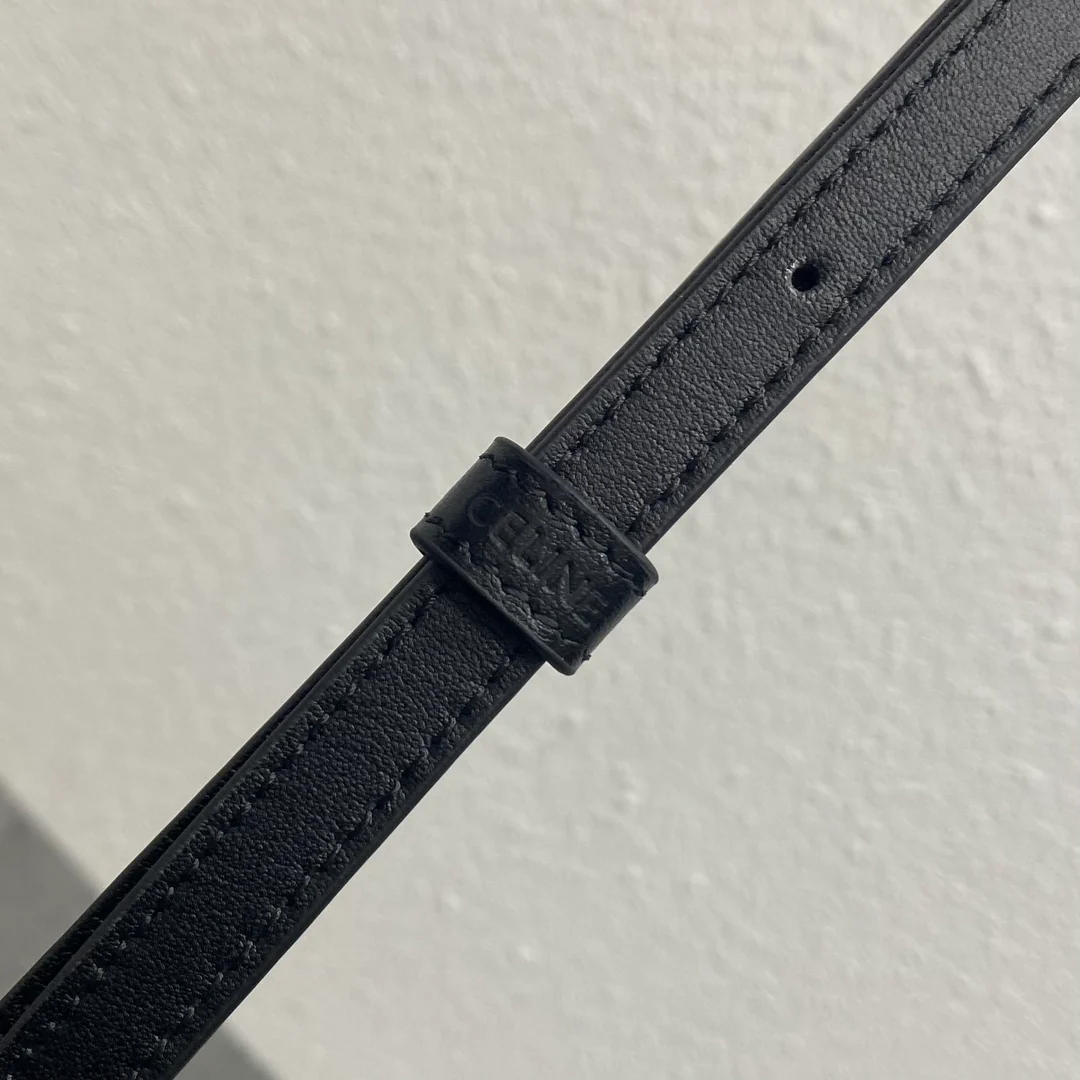 Миниатюрная кожаная сумка-ведро Celine Triomphe - черная