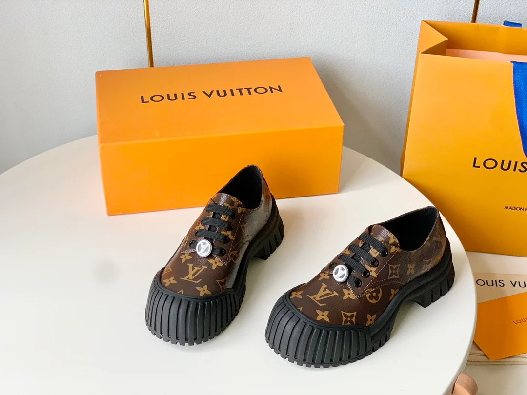 Новинка LV 2023 года - Серия Ruby - Туфли-биде Мэри Джейн в стиле монограммы