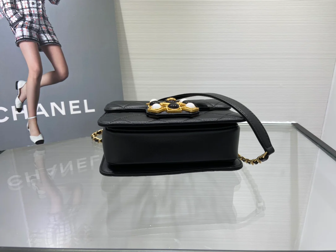 Сумка Chanel Coco Kingdom на цепочке