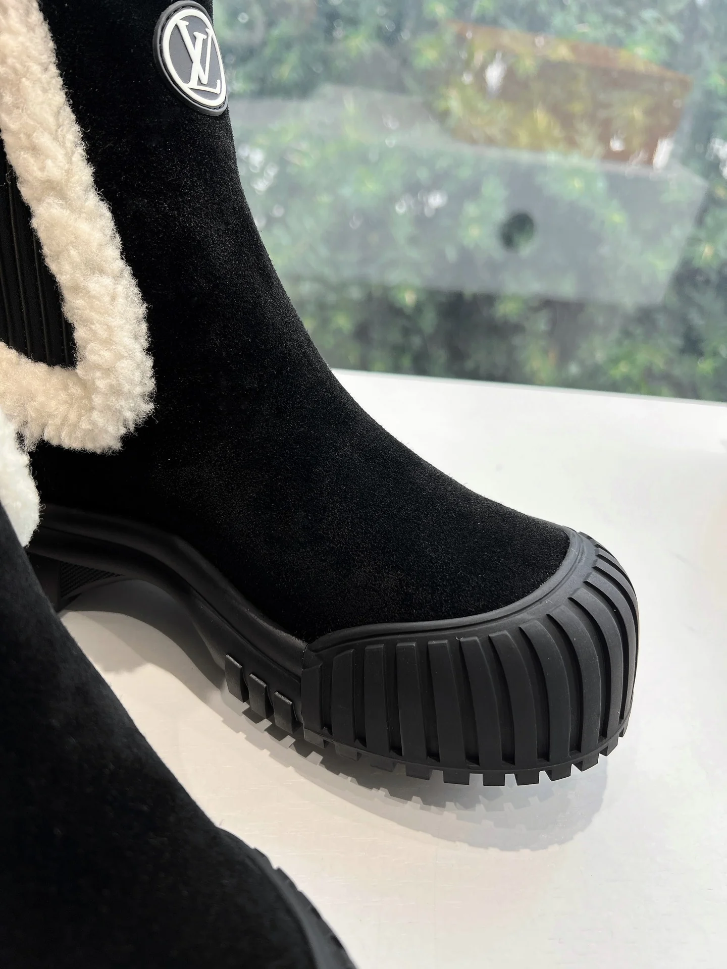 Кроссовки LV-2024 Casual Dad Shoes - черные