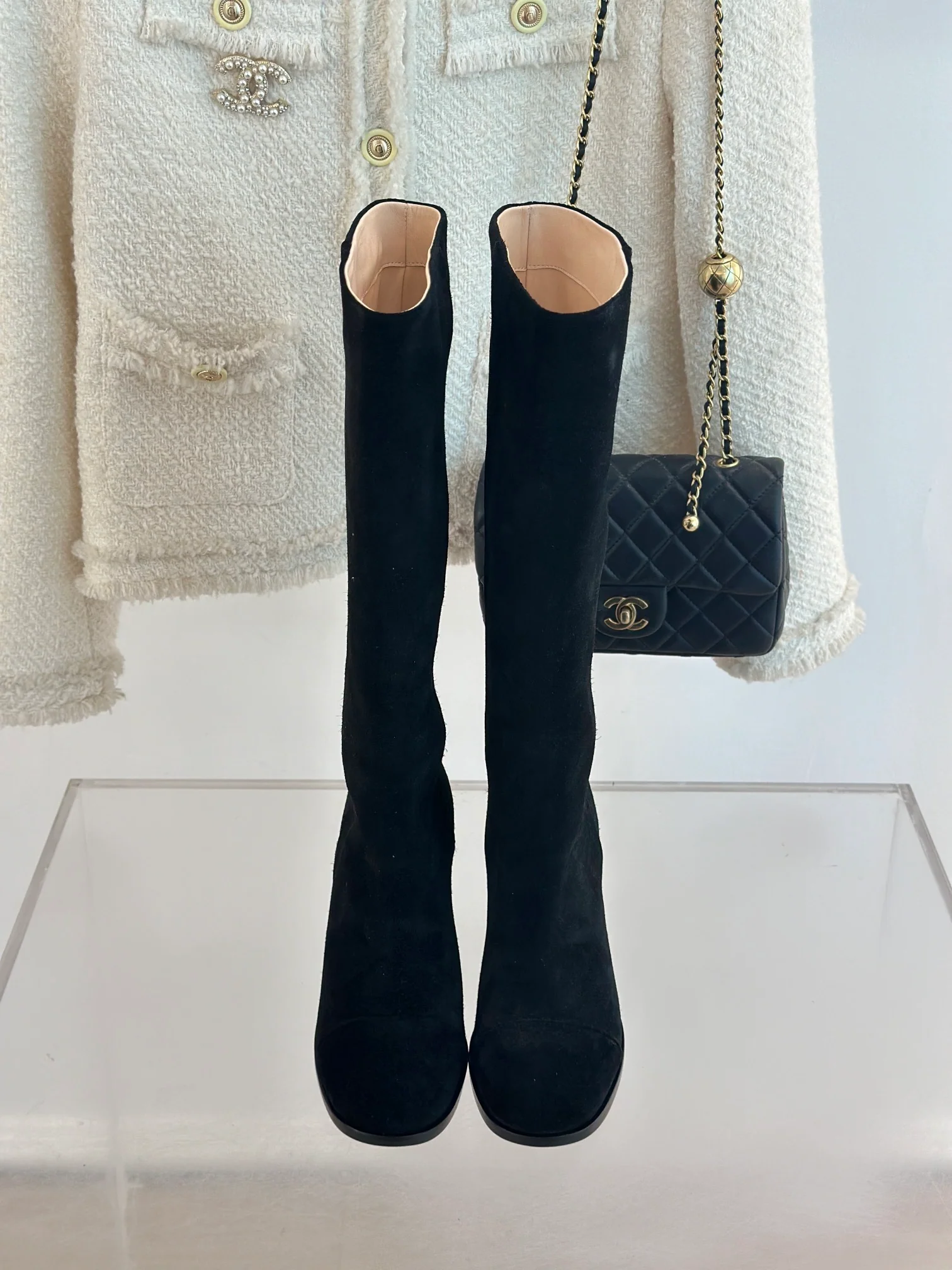 Кожаные сапоги Chanel 2024 - черные