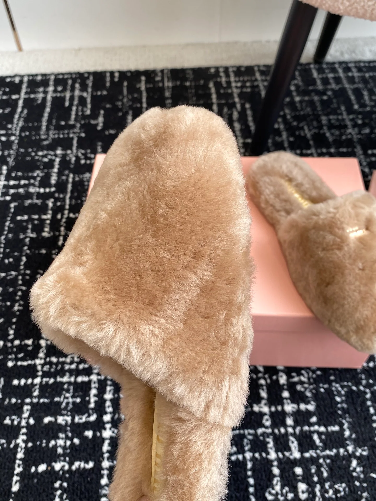 Шерстяные тапочки Miu Miu 2024 - Кофейно-коричневые - 1