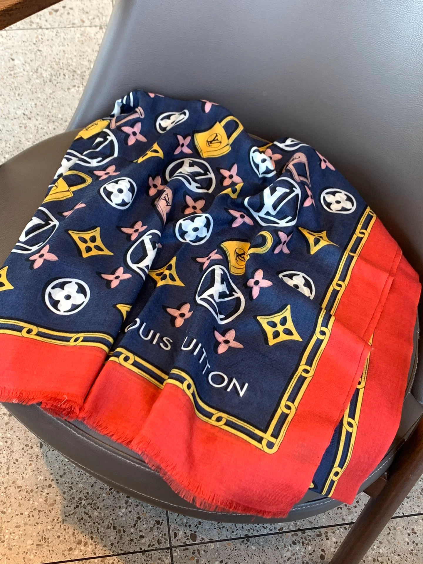 Длинный шарф LV Monogram - 110-200 см - Кашемир 100% чистоты - 1 шт.