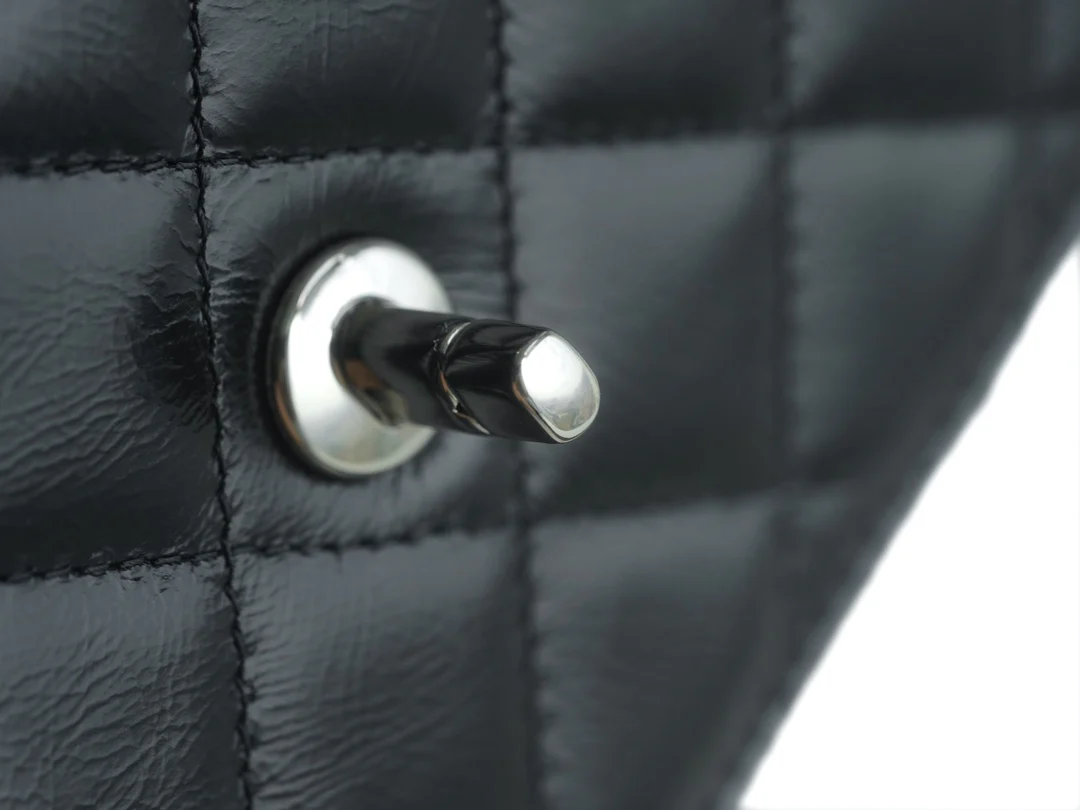 Chanel - Новая гармошка с ручками, украшенными стразами - Черная