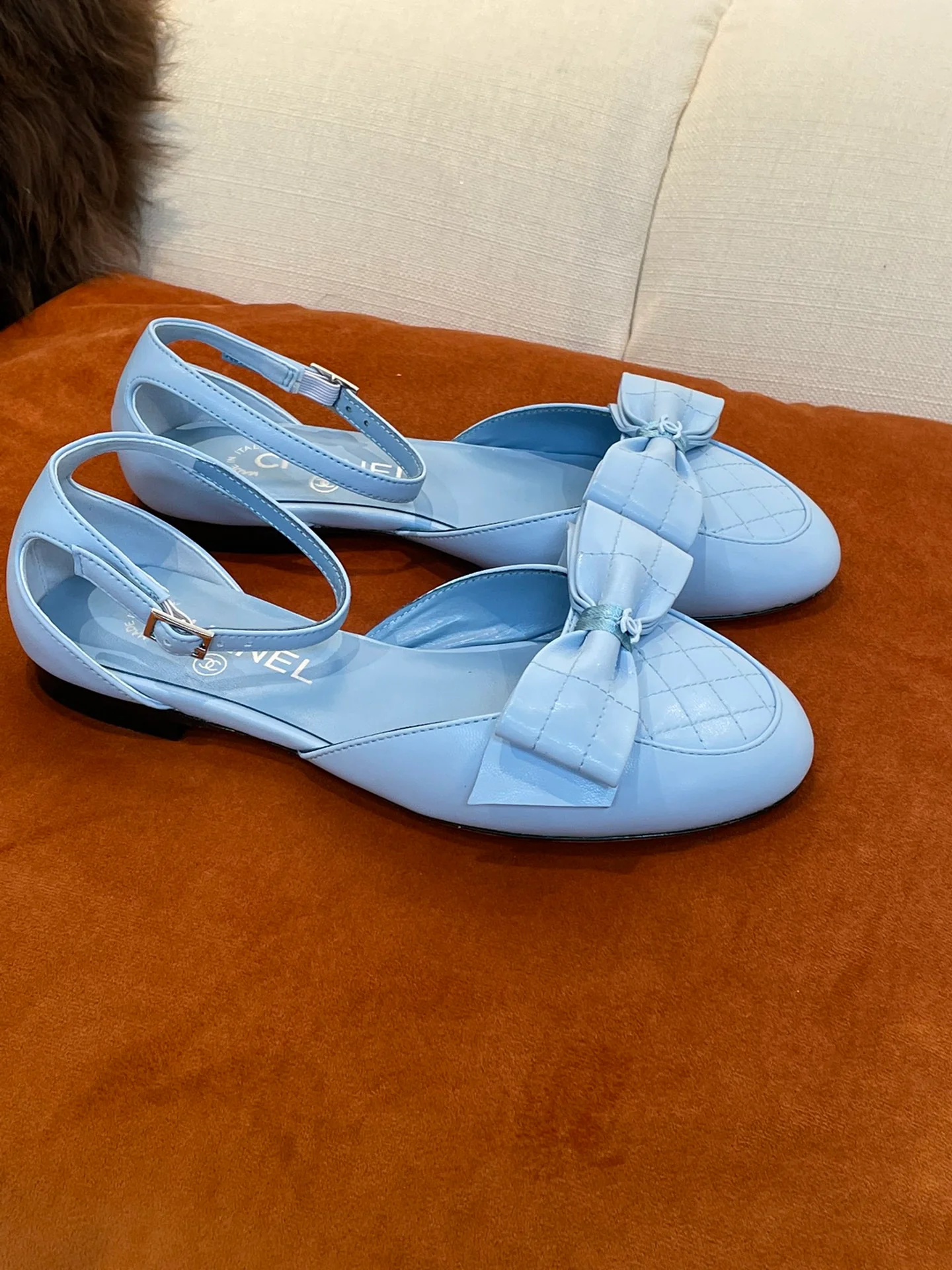 Chanel - клетчатые туфли с закрытым носком