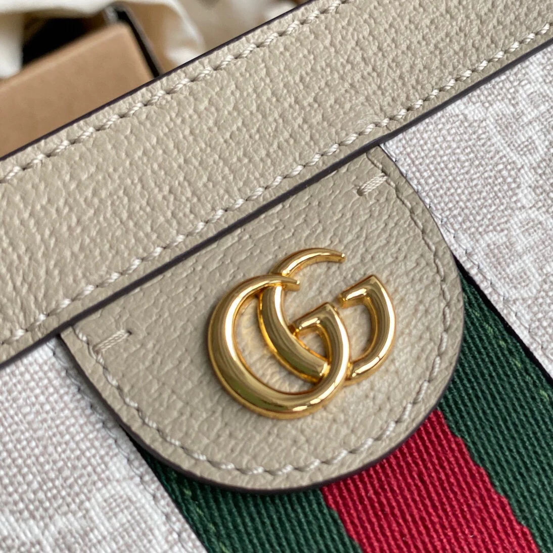 Сумка Gucci Ophidia Medium Square Handbag - 26x17 см - 5x8 см