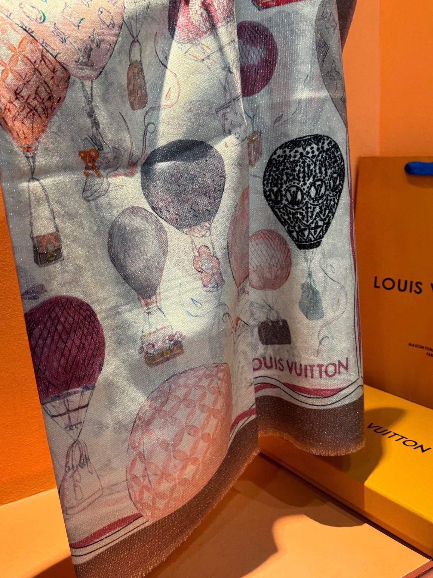 LV-2024 Классический большой носовой платок в форме воздушного шара