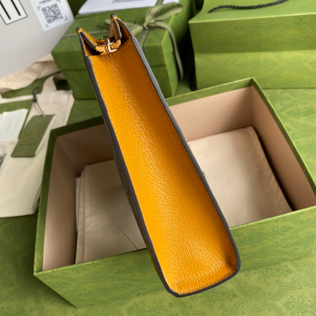 Сумка Gucci в стиле 