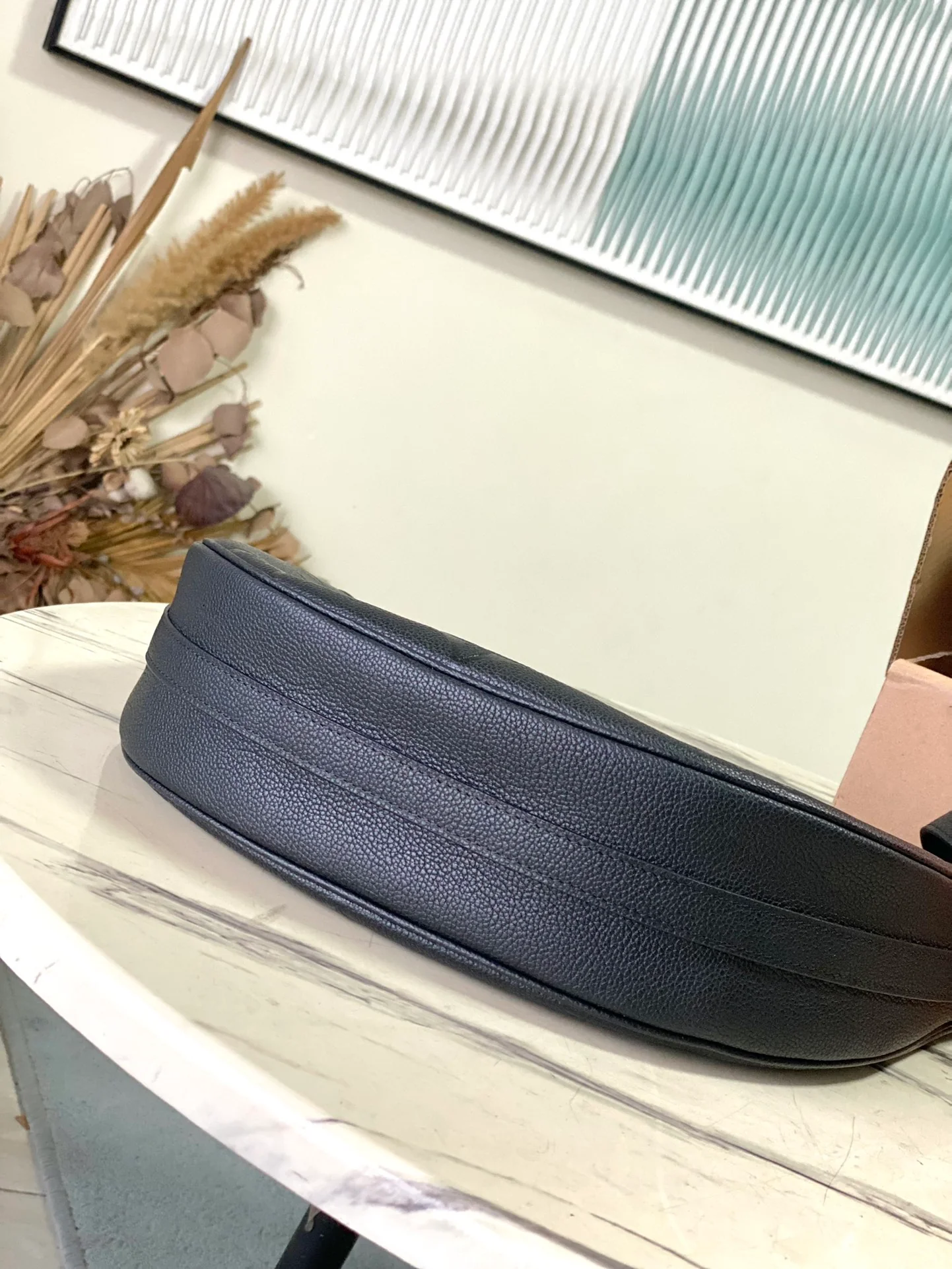 m46725-LV-loop-hobo-large-half-moon bag-black