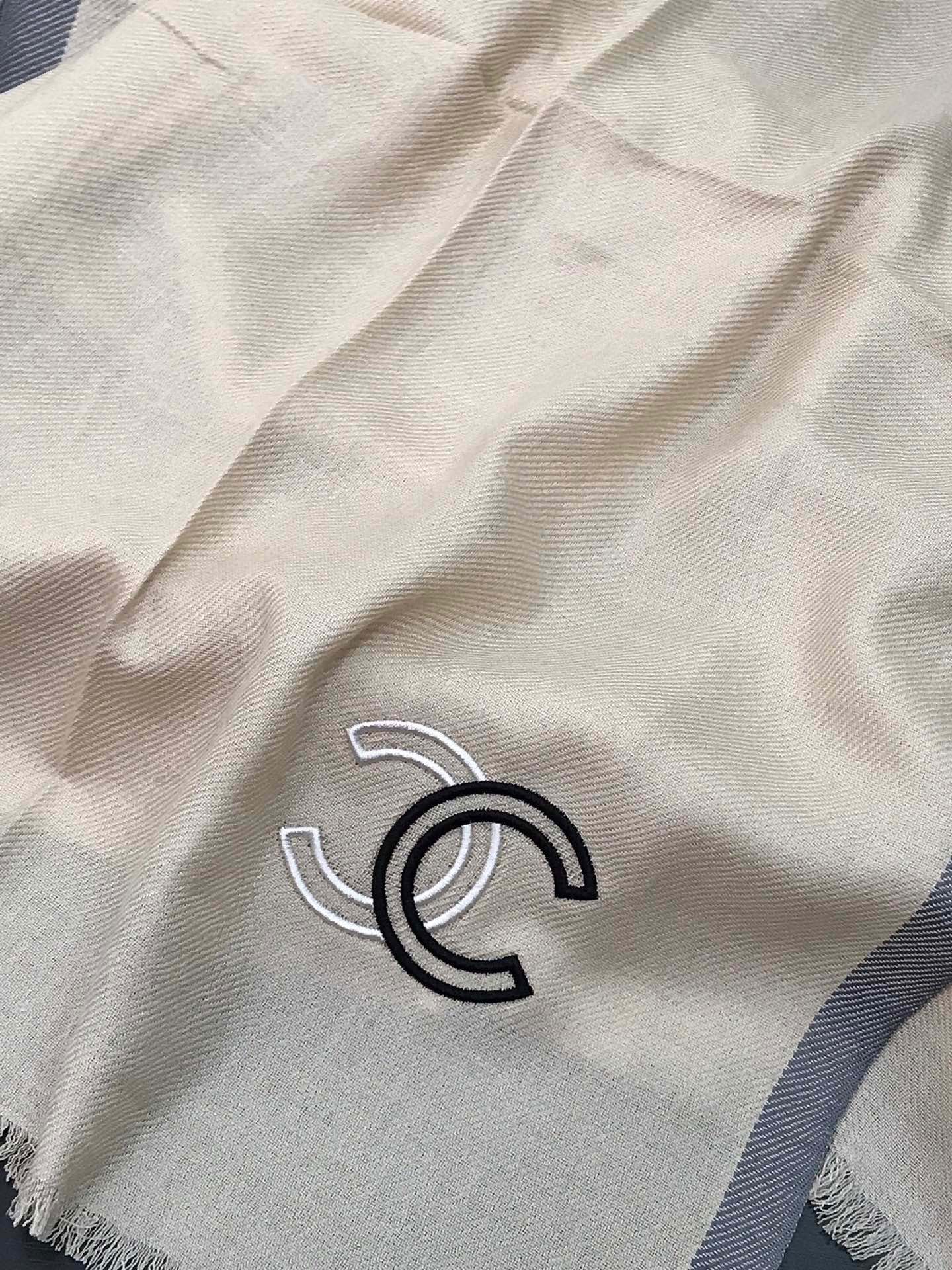 Шерстяной шарф Chanel из модала - 70-200 см