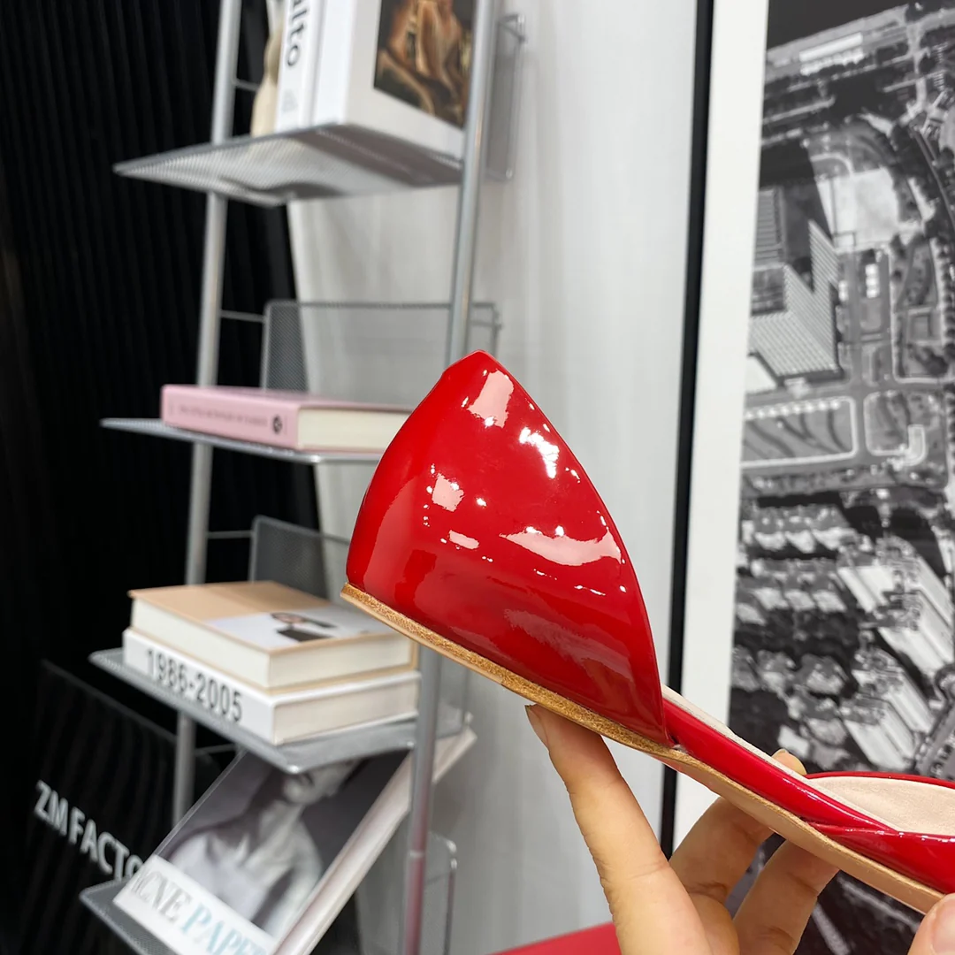 RV-плоское дно, полая квадратная верхняя часть, красный