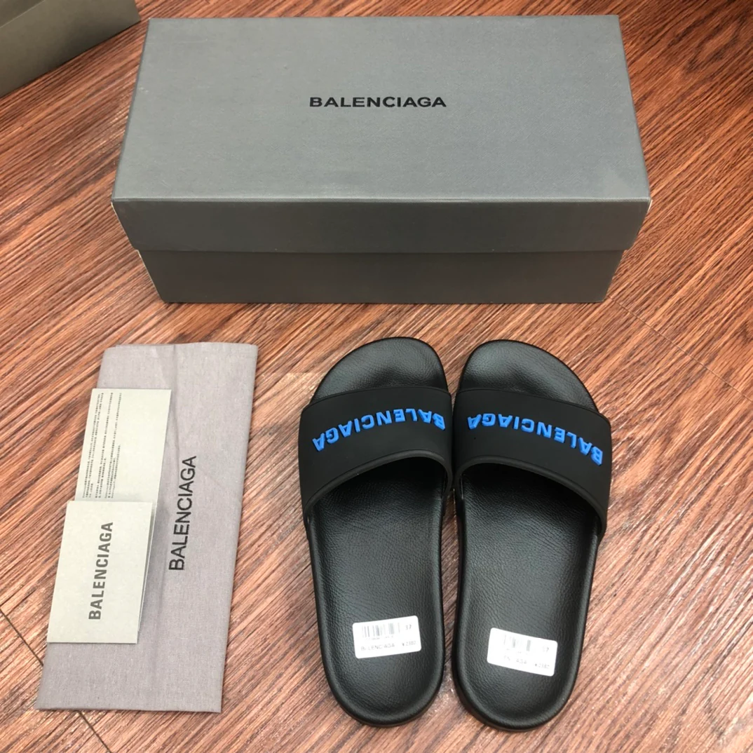 Классические пляжные сандалии Balenciaga - для пары