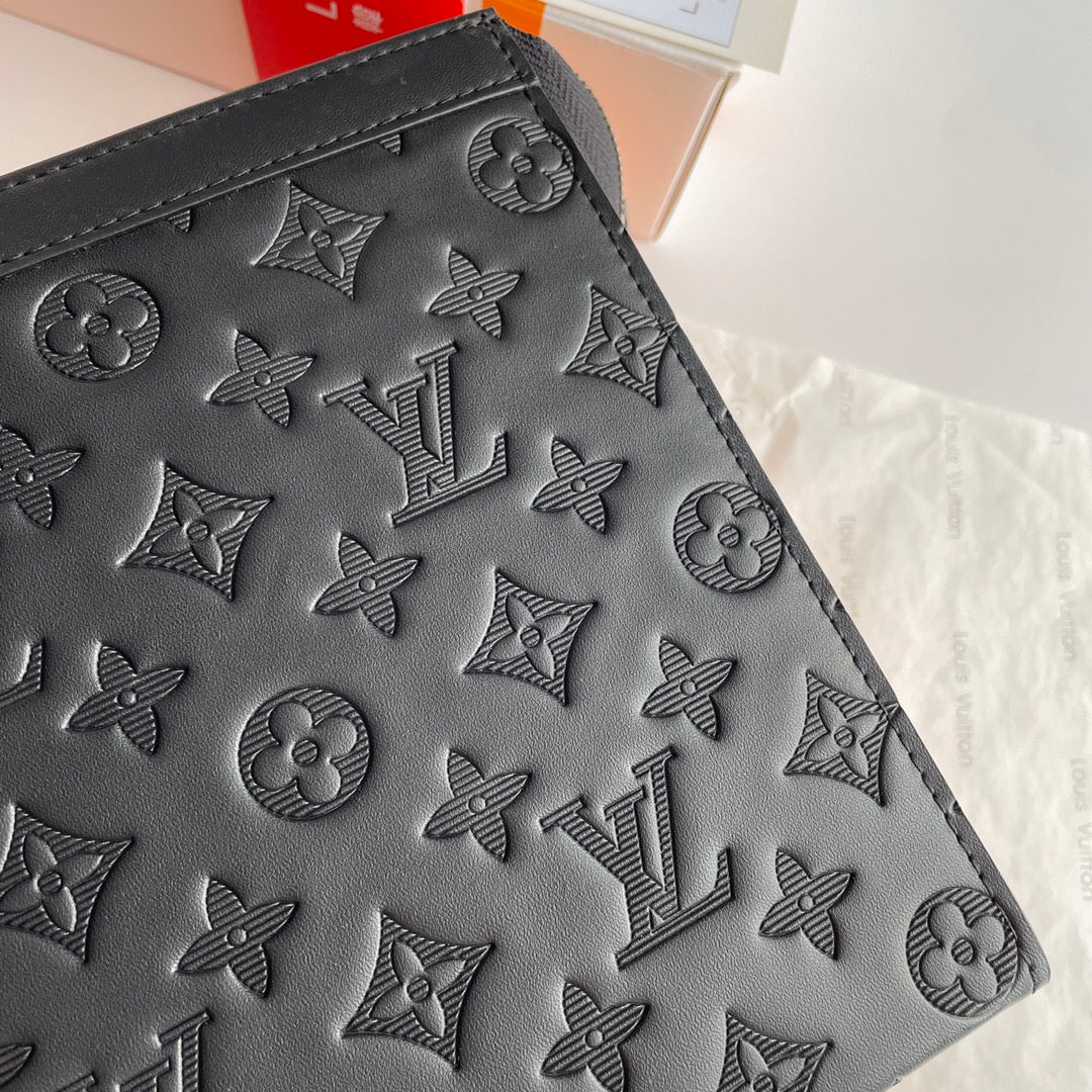 lv-m61692-клатч