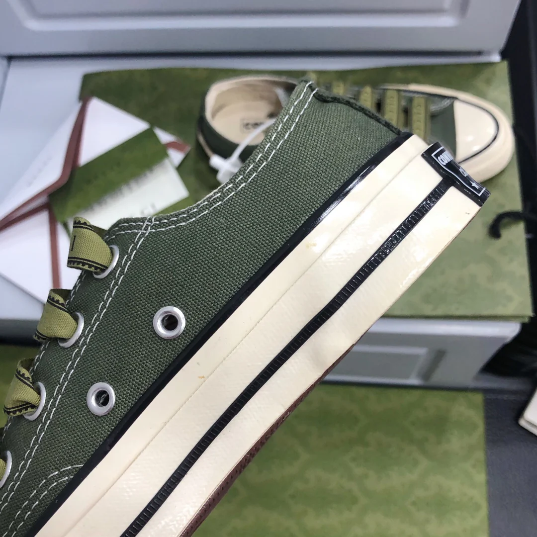 парусиновые туфли Gucci