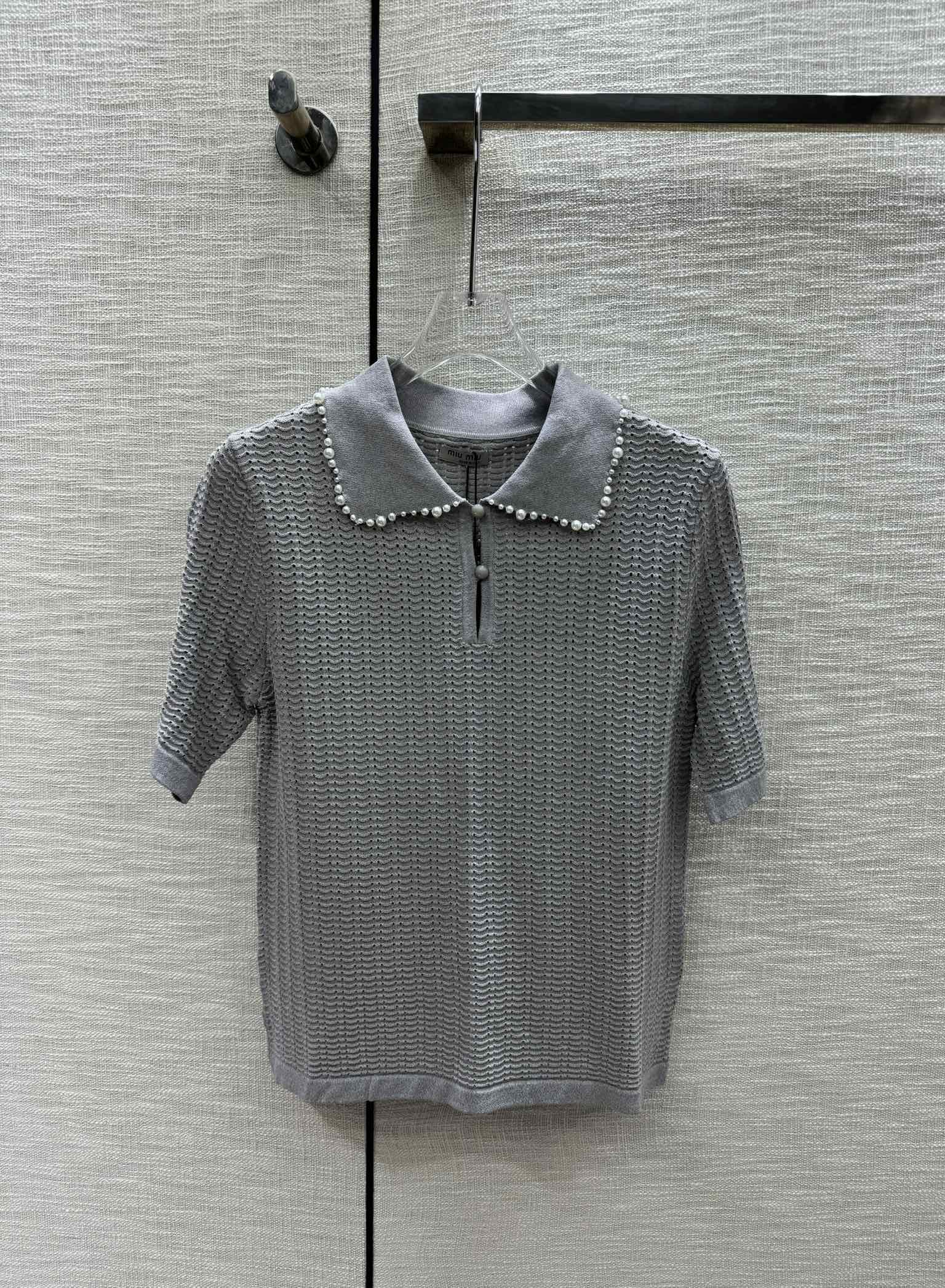 Miu Miu - 2404 - Трикотажная футболка с коротким рукавом и французским воротником-поло - Серая