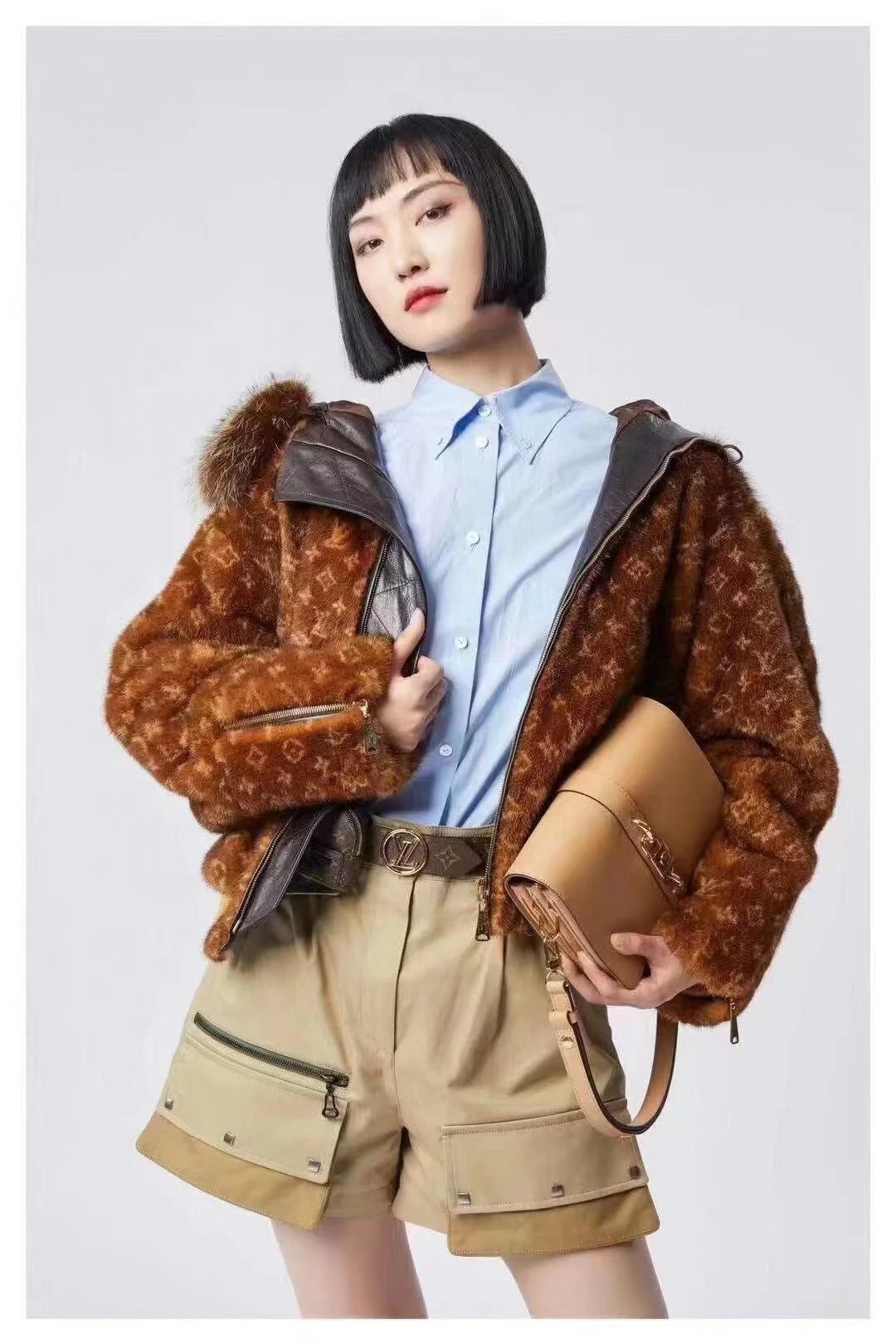 lv-m57745-camel-rendez-vous-сумочка