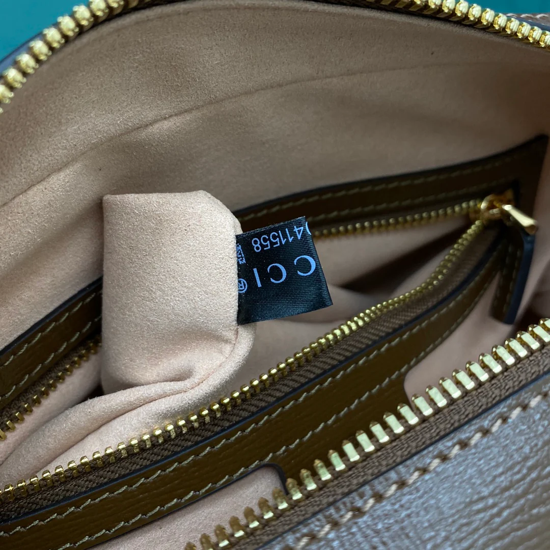 Сумка для фотоаппарата Gucci 1955 с пряжкой в ??виде подковы - 1 шт.