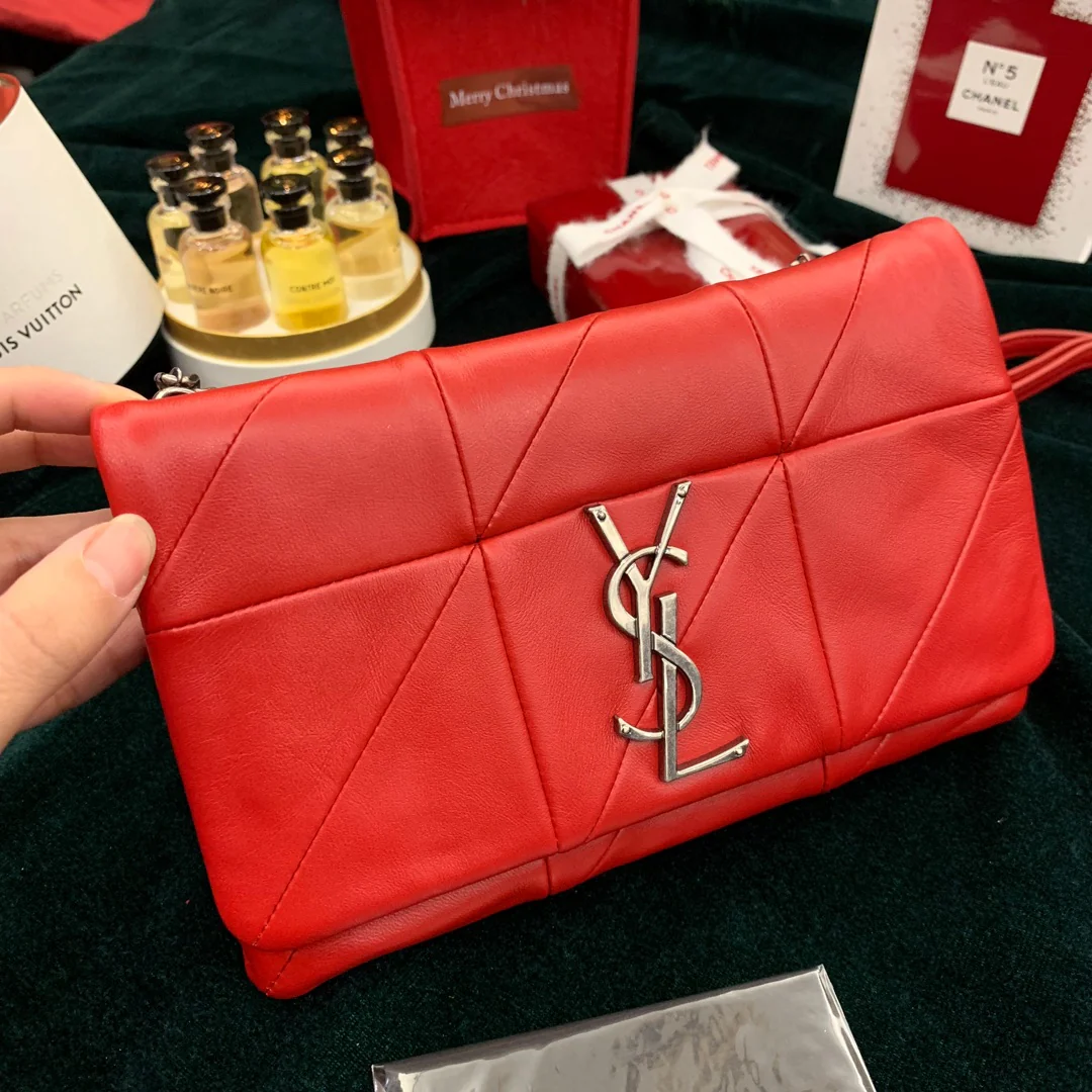 YSL-jamie-chain-wallet
