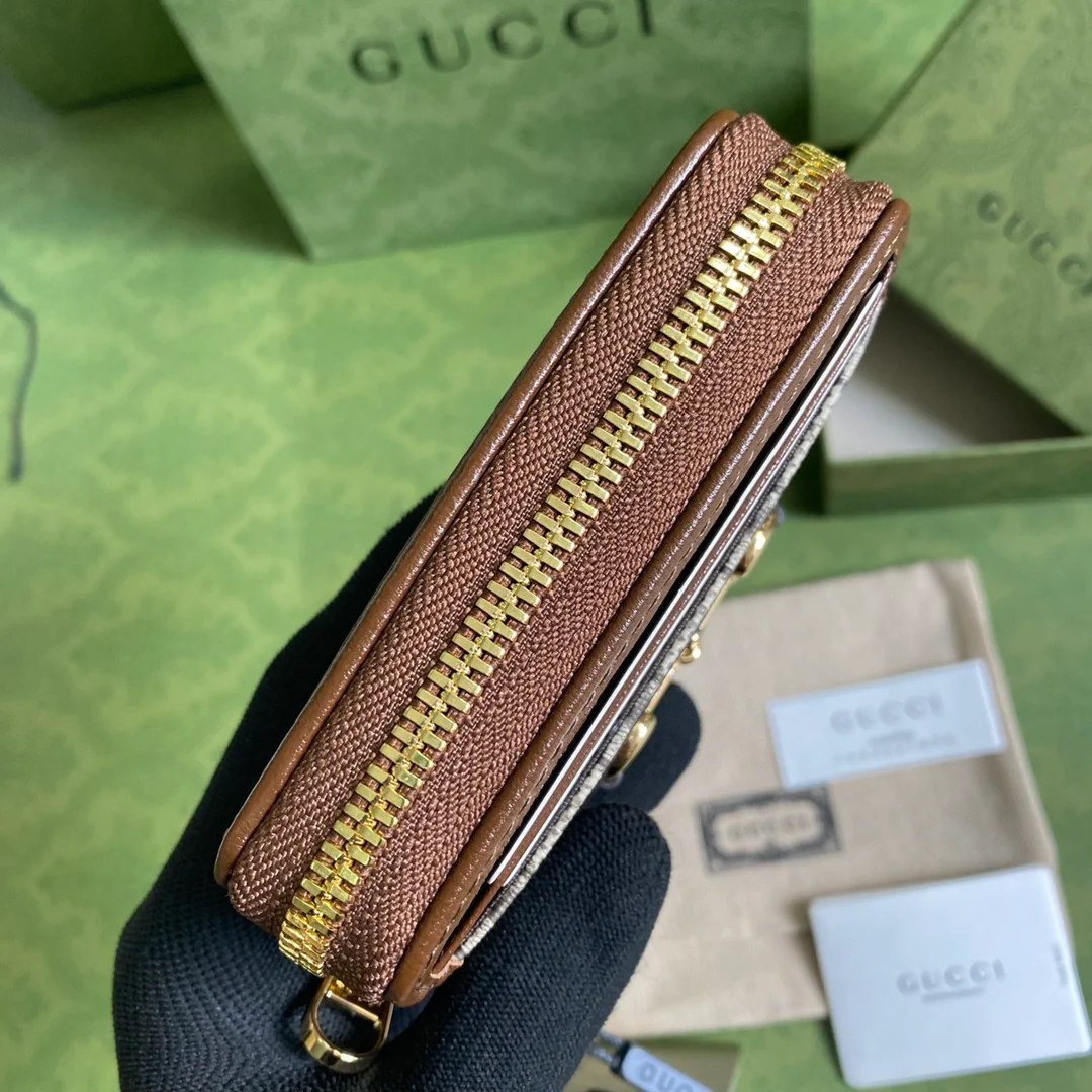 Gucci 新款拉链短夹