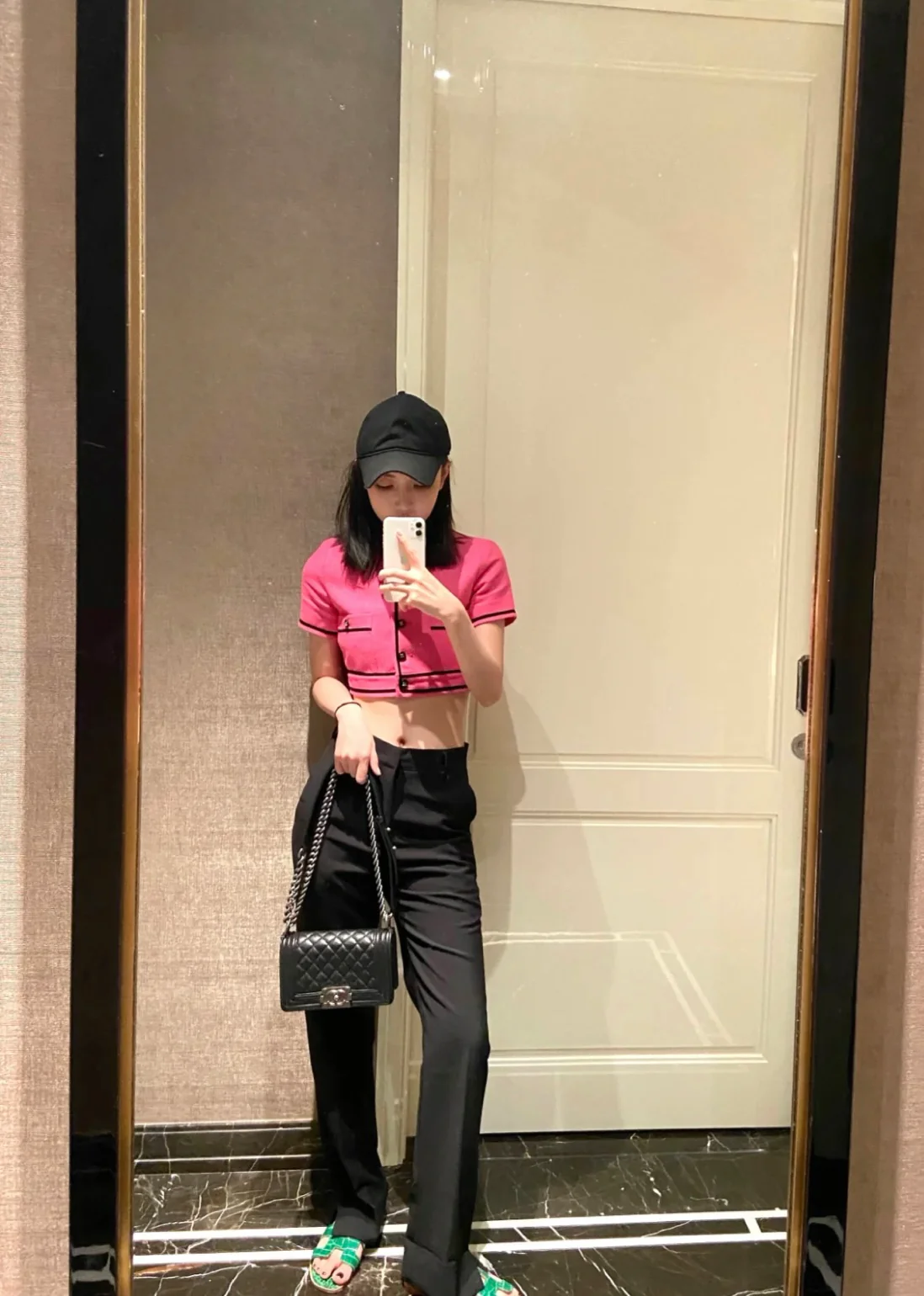 Chanel Boy 20 см - Body Sharing - 2