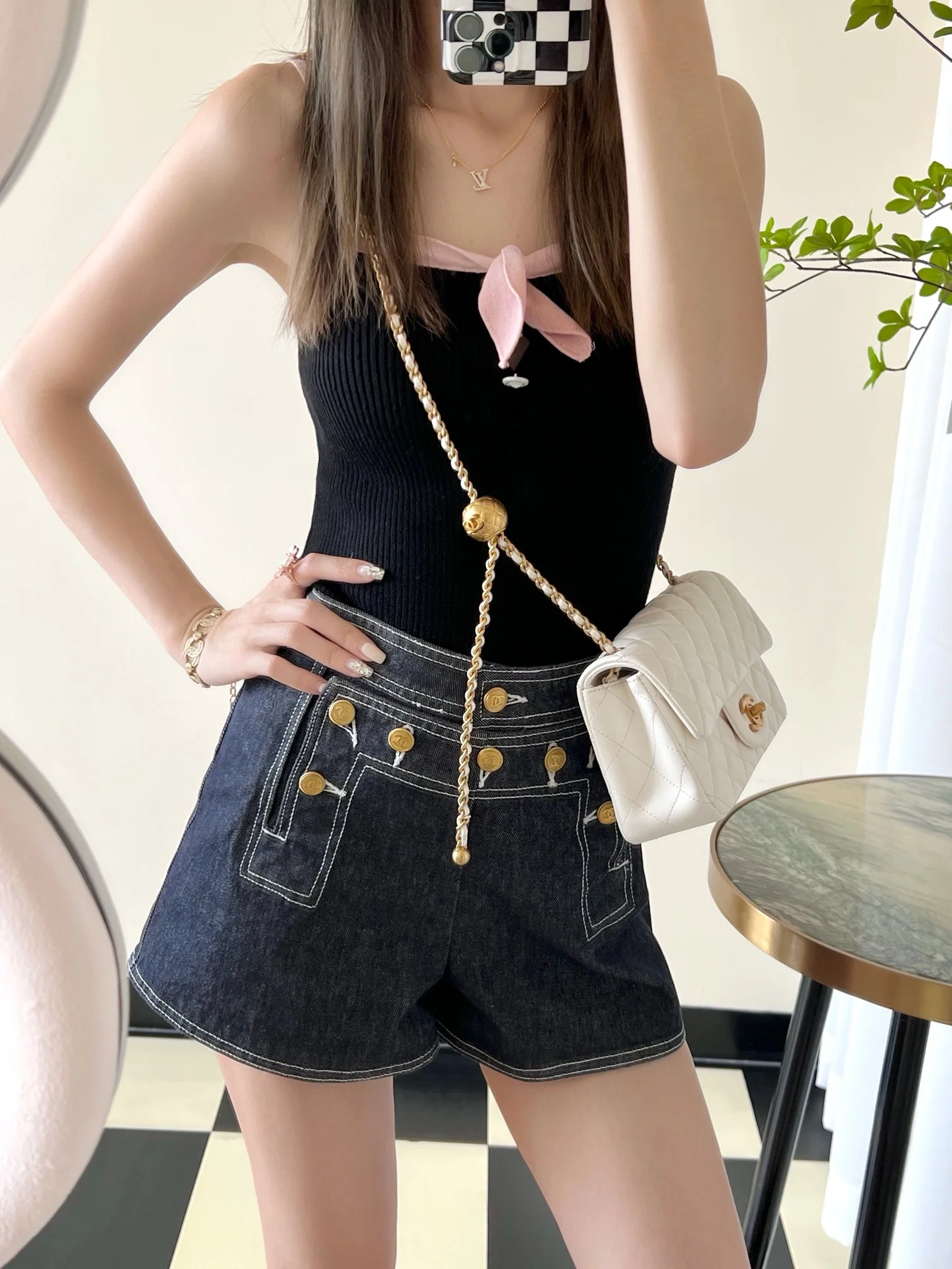 Мини-платье Chanel CF Gold Ball - белое