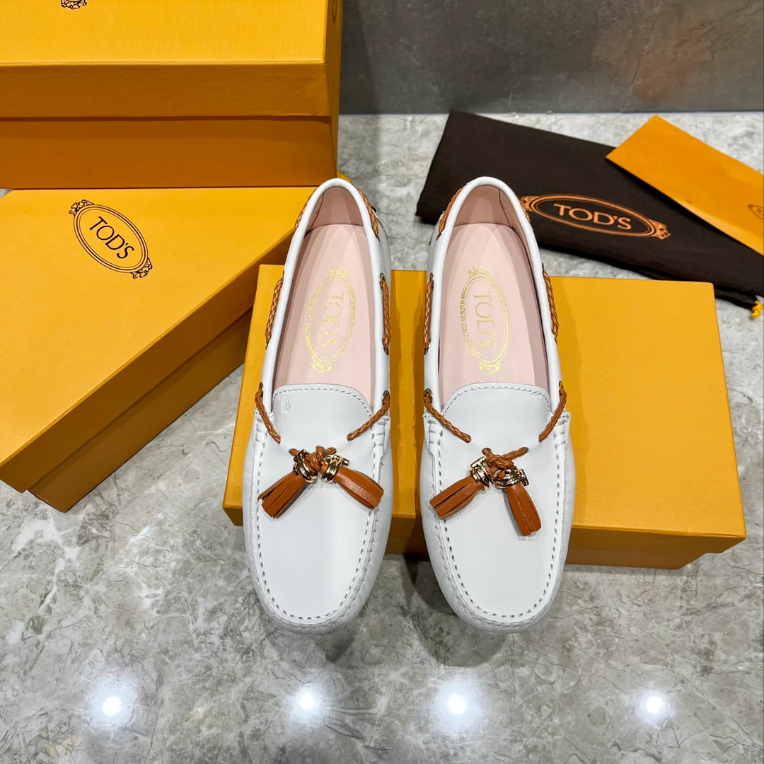 Tods - Подвеска с кисточкой - Лоферы - Туфли без шнурков - 1