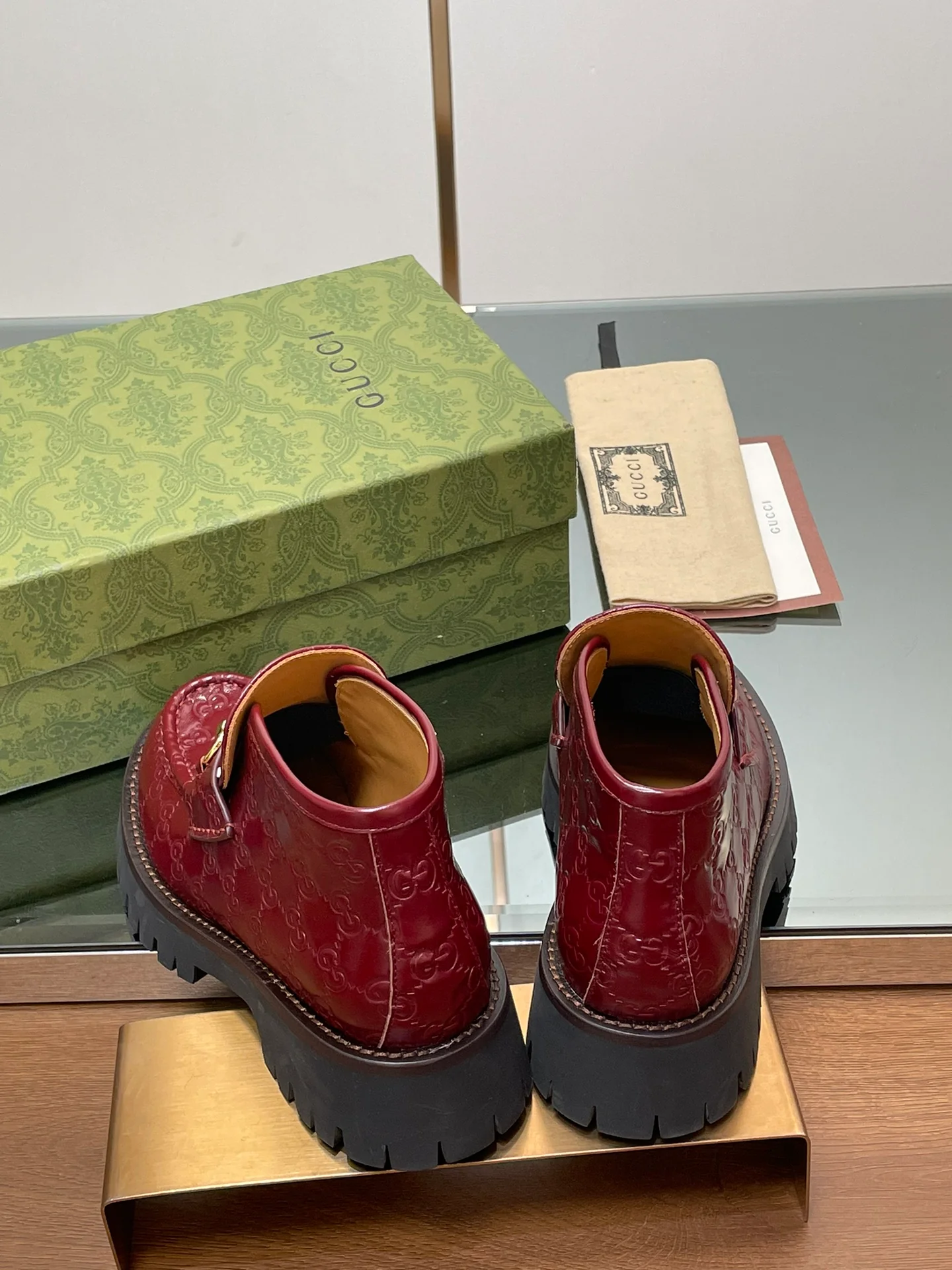 Ботильоны Gucci 2024 Horsebit на платформе - красные