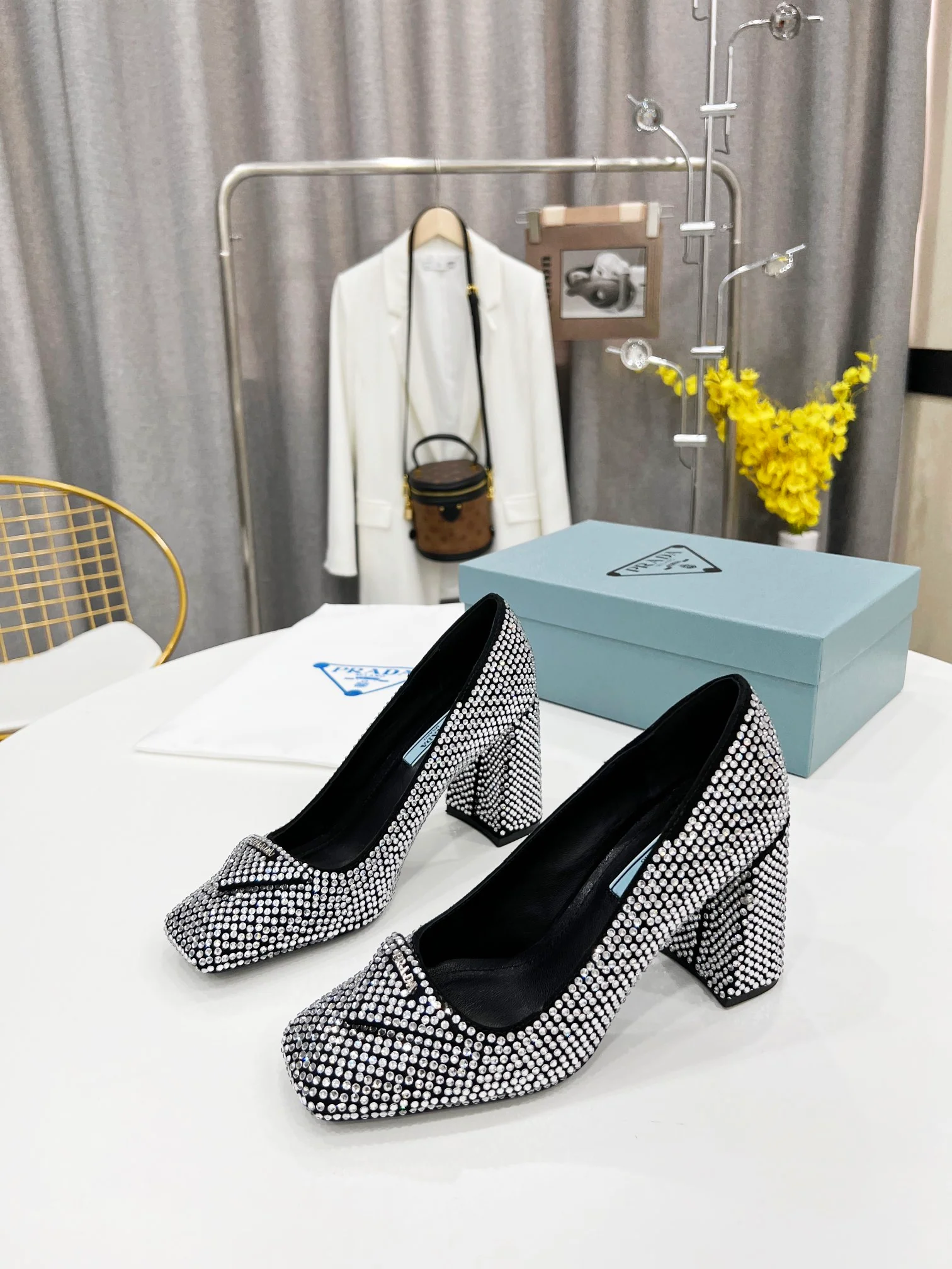 Туфли Prada - Prada - туфли на высоком каблуке, украшенные бриллиантами