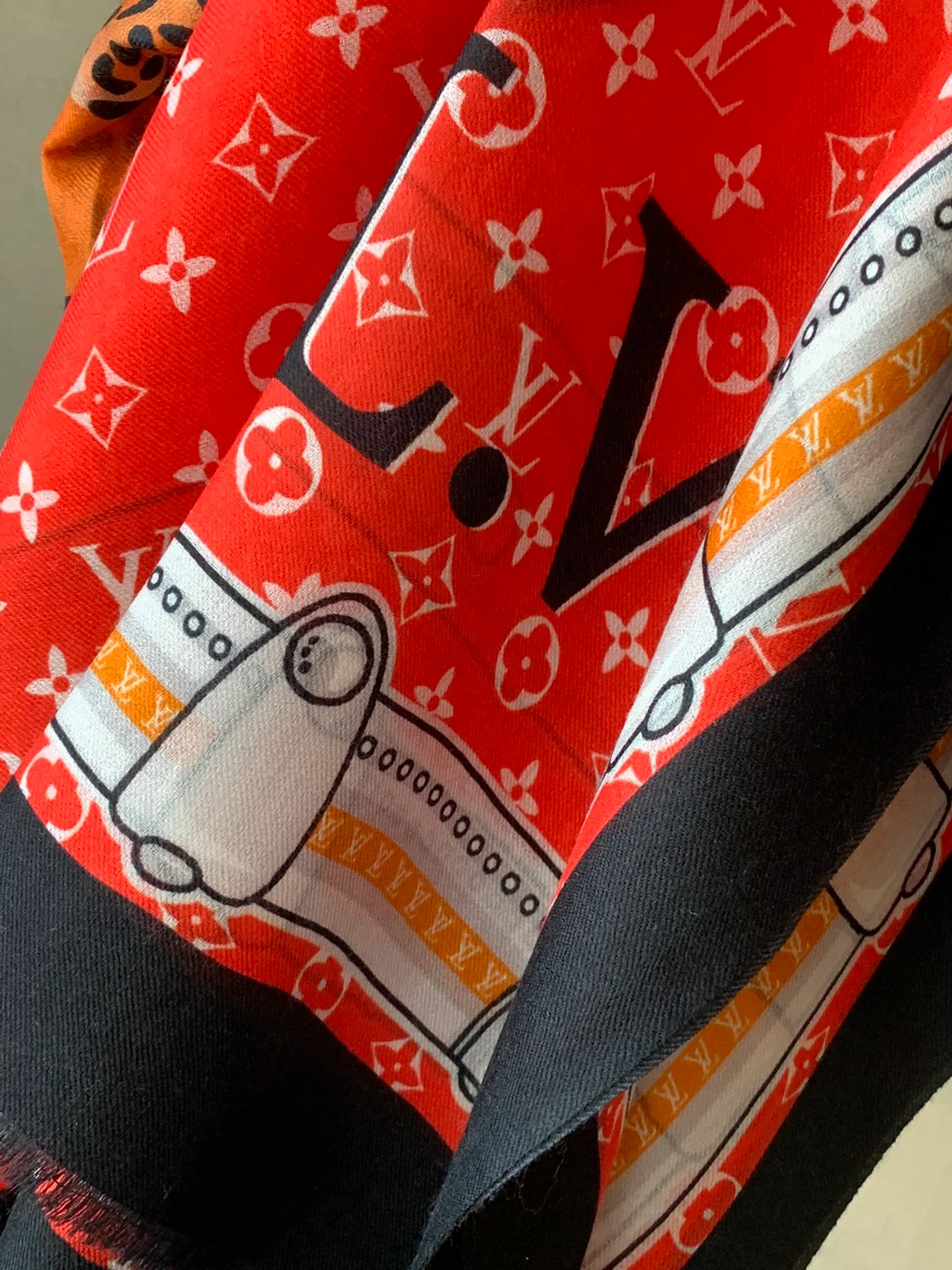 LV - Шарф с изображением тигра и животных - 200 - 110 см - 100 г - Чистый кашемир - Красный