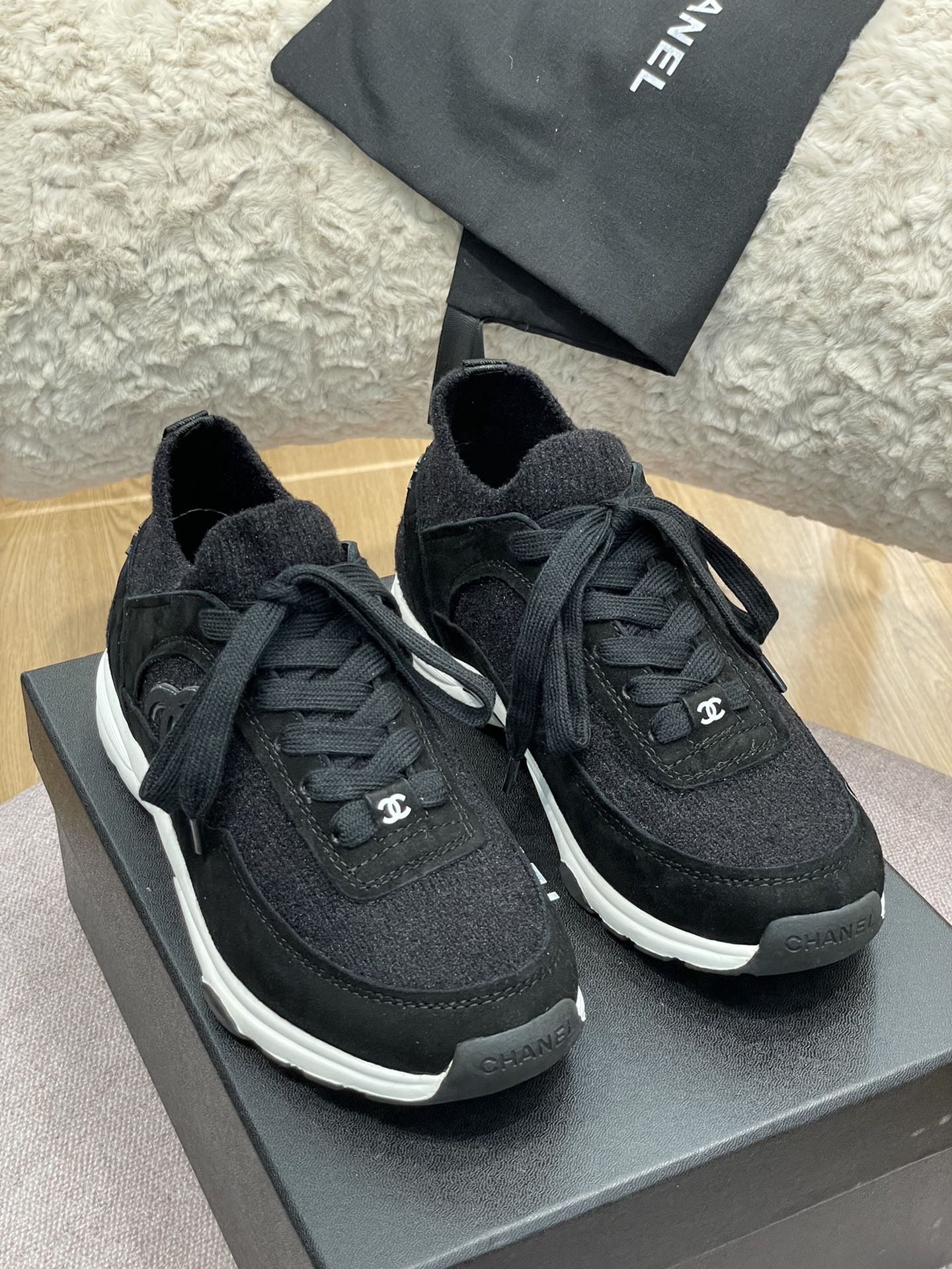 Chanel - Кроссовки - Повседневная обувь - 19