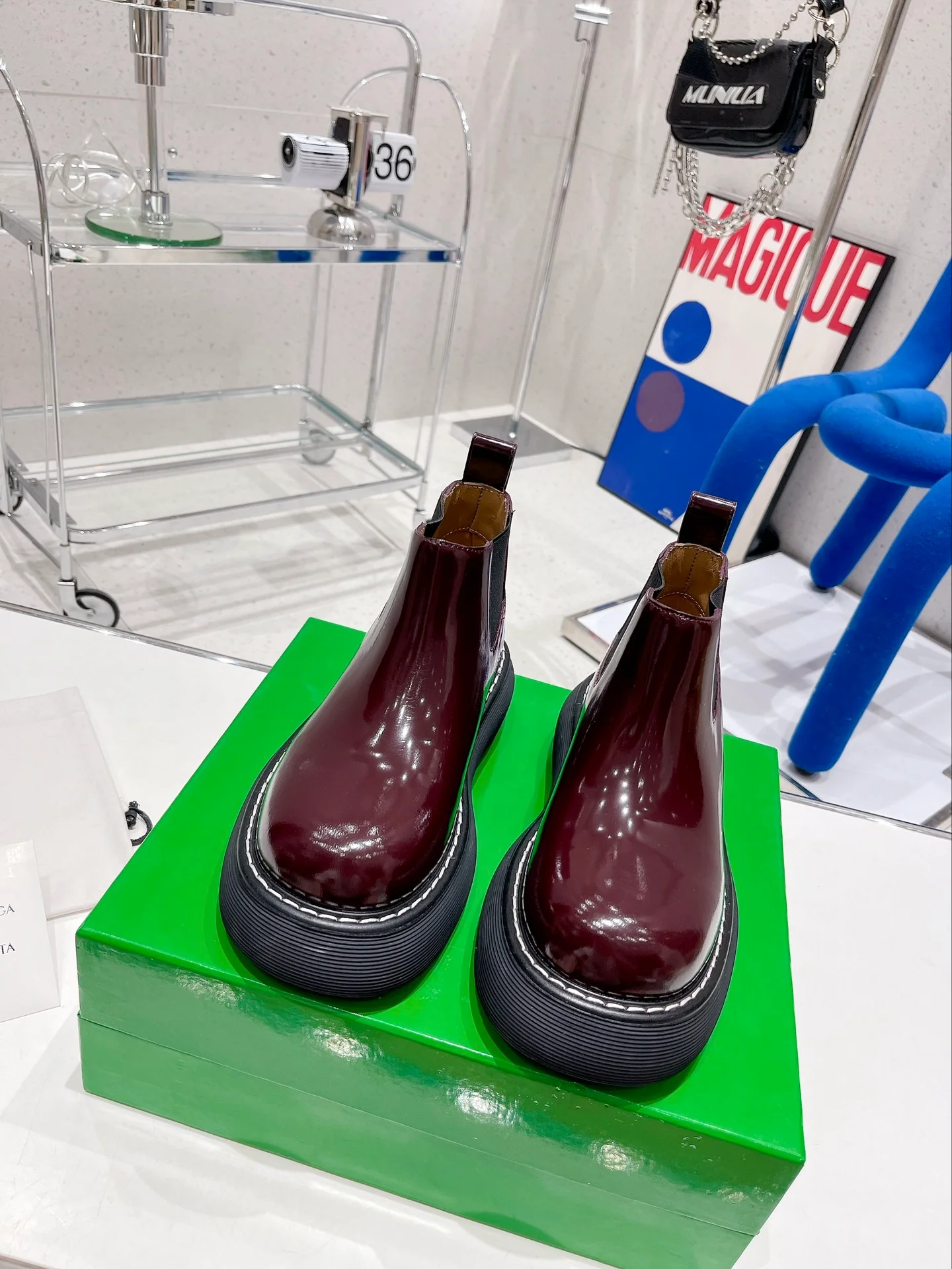 Коллекция BV Haute Couture - Классические ботильоны на толстой подошве с ребристой подошвой - Полностью кожаные - Размеры 35-39-40. Возможна индивидуальная подгонка. - 1