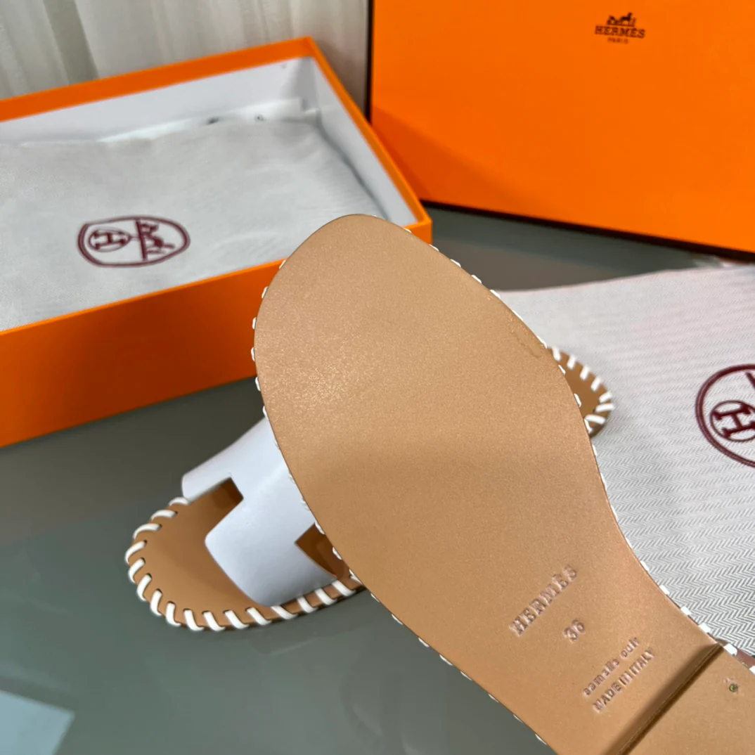 Плоские тапочки ручной работы Hermes - 1