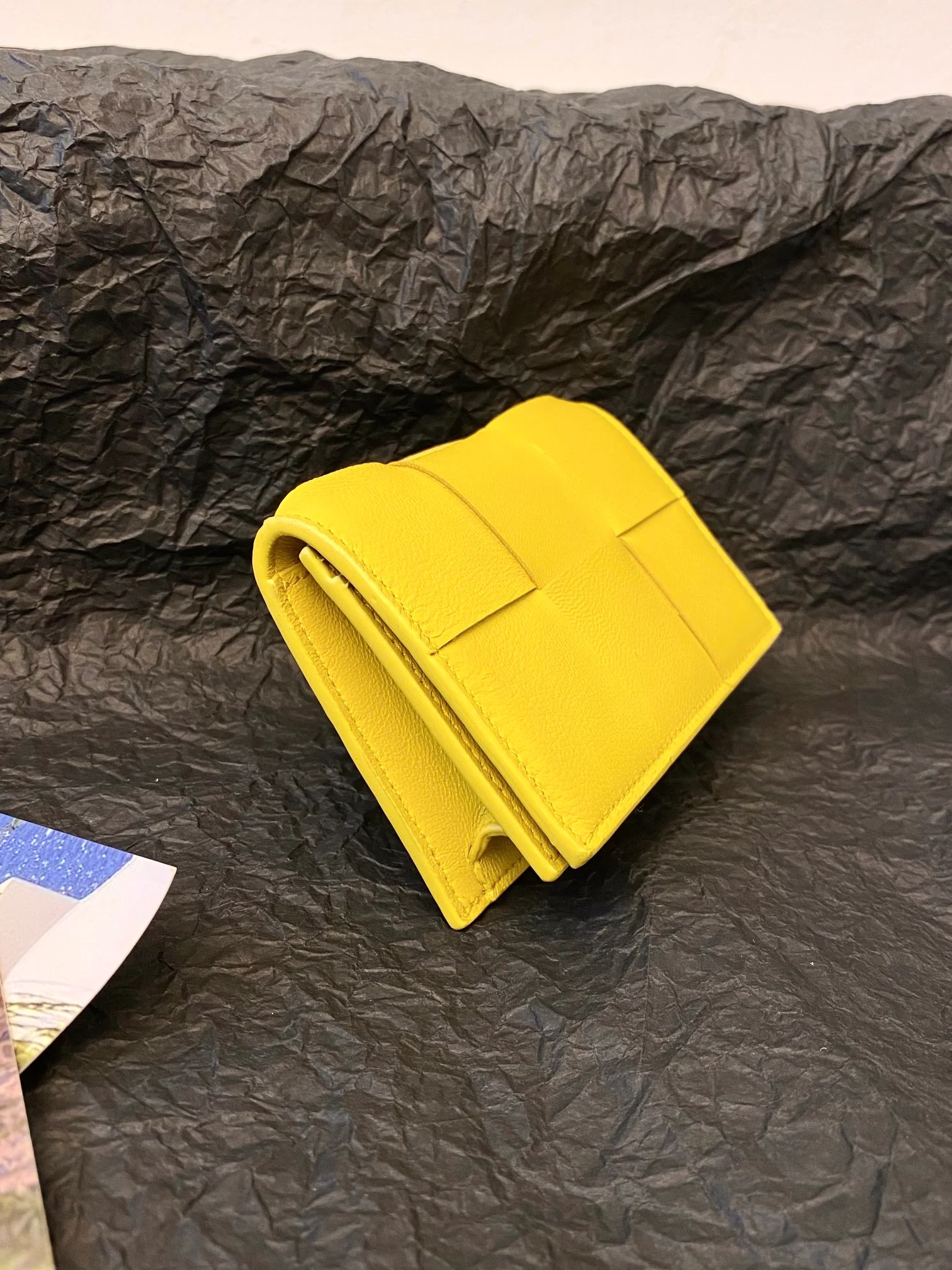 BV- 大格翻盖卡包 小羊皮 12.2×7.5×2.5cm